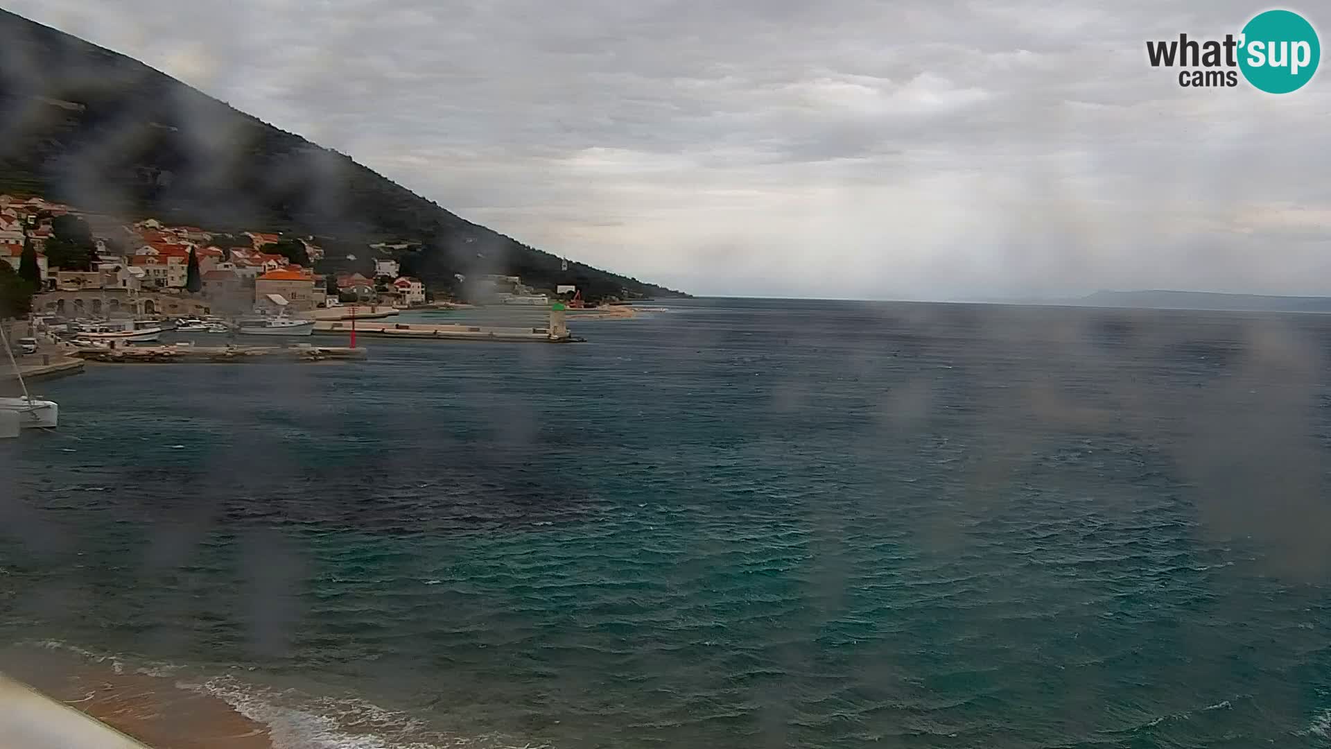 Webcam Bol Hafen & Ortszentrum – Liveblick aus Bol auf der Insel Brač