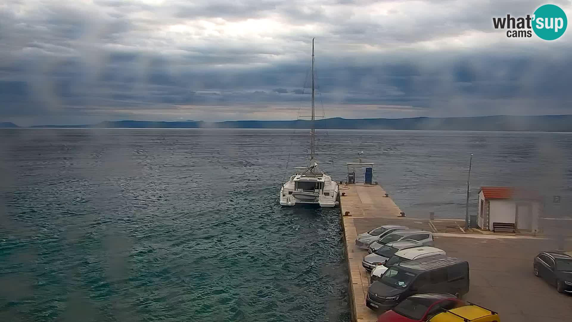 Webcam Bol Hafen & Ortszentrum – Liveblick aus Bol auf der Insel Brač