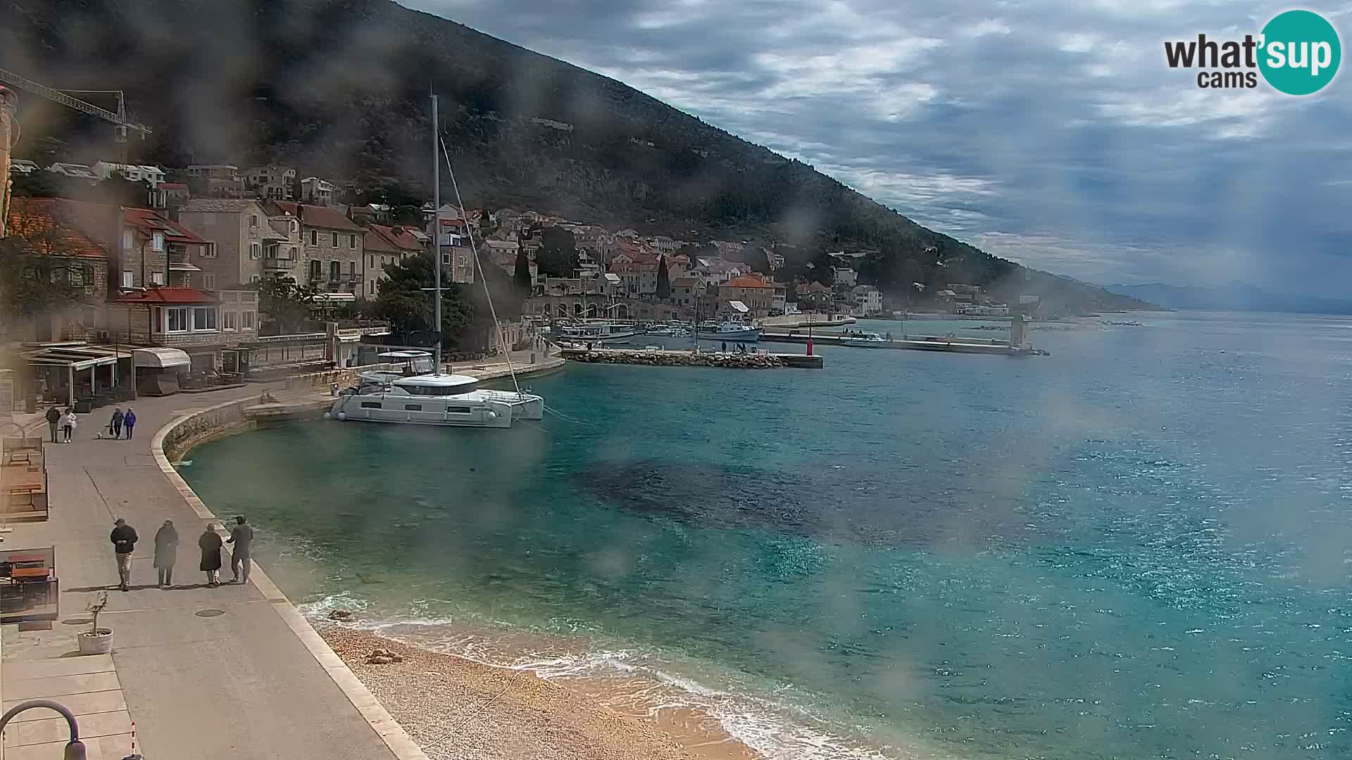 Webcam Bol Hafen & Ortszentrum – Liveblick aus Bol auf der Insel Brač