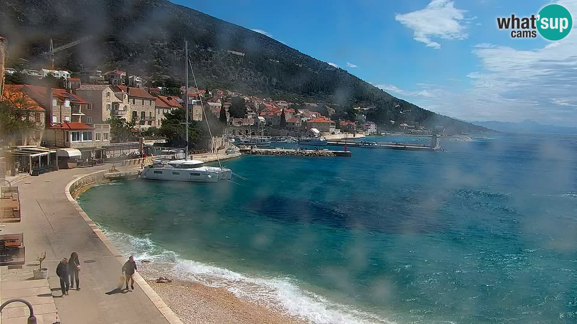 Webcam Bol Town Center & Marina – Live View from Bol, Brač