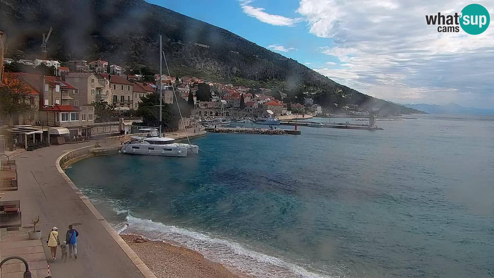 Webcam Bol Hafen & Ortszentrum – Liveblick aus Bol auf der Insel Brač