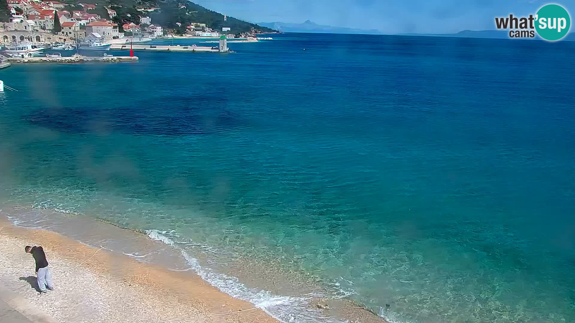 Webcam Bol Hafen & Ortszentrum – Liveblick aus Bol auf der Insel Brač