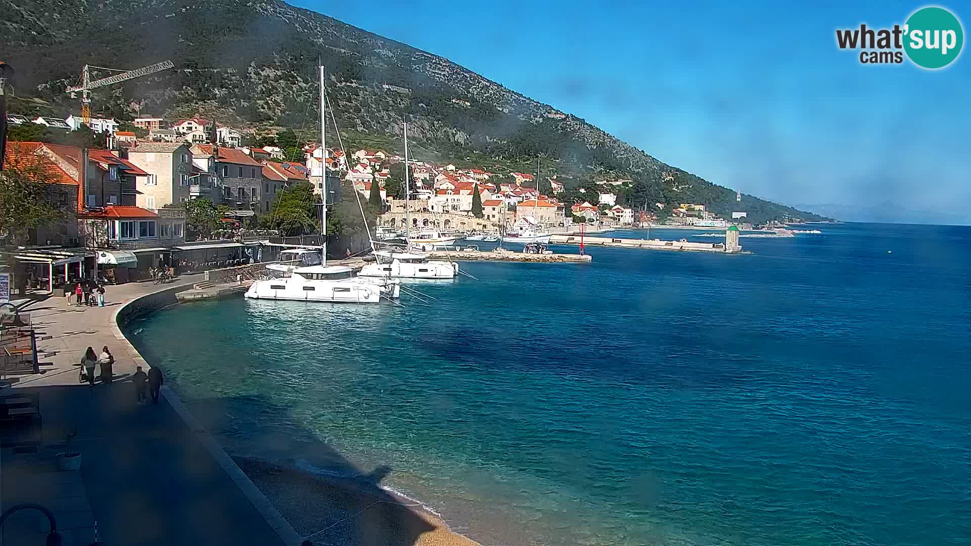 Webcam Bol Hafen & Ortszentrum – Liveblick aus Bol auf der Insel Brač