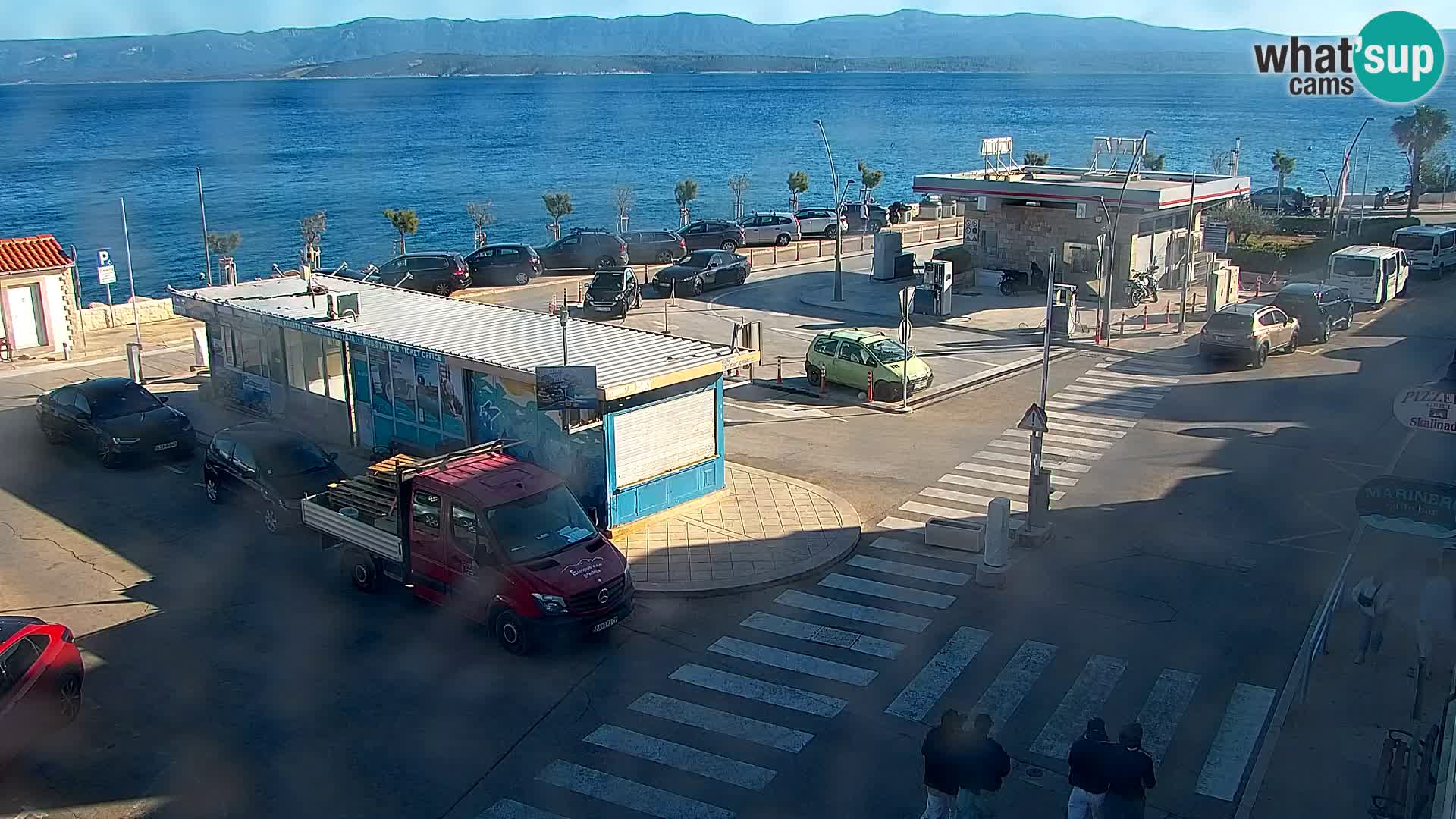 Webcam Bol Centro e Marina – Vista live dal porto di Bol
