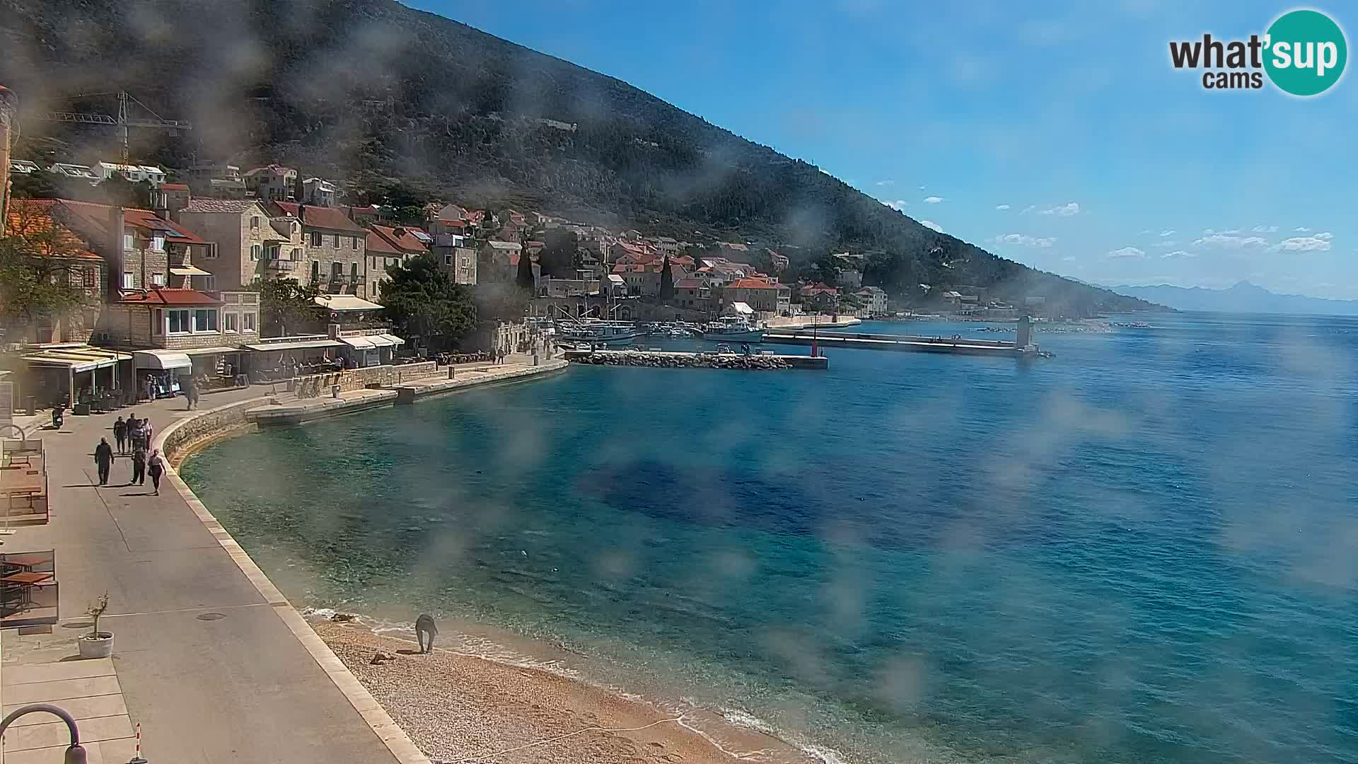 Webcam Bol Centro e Marina – Vista live dal porto di Bol