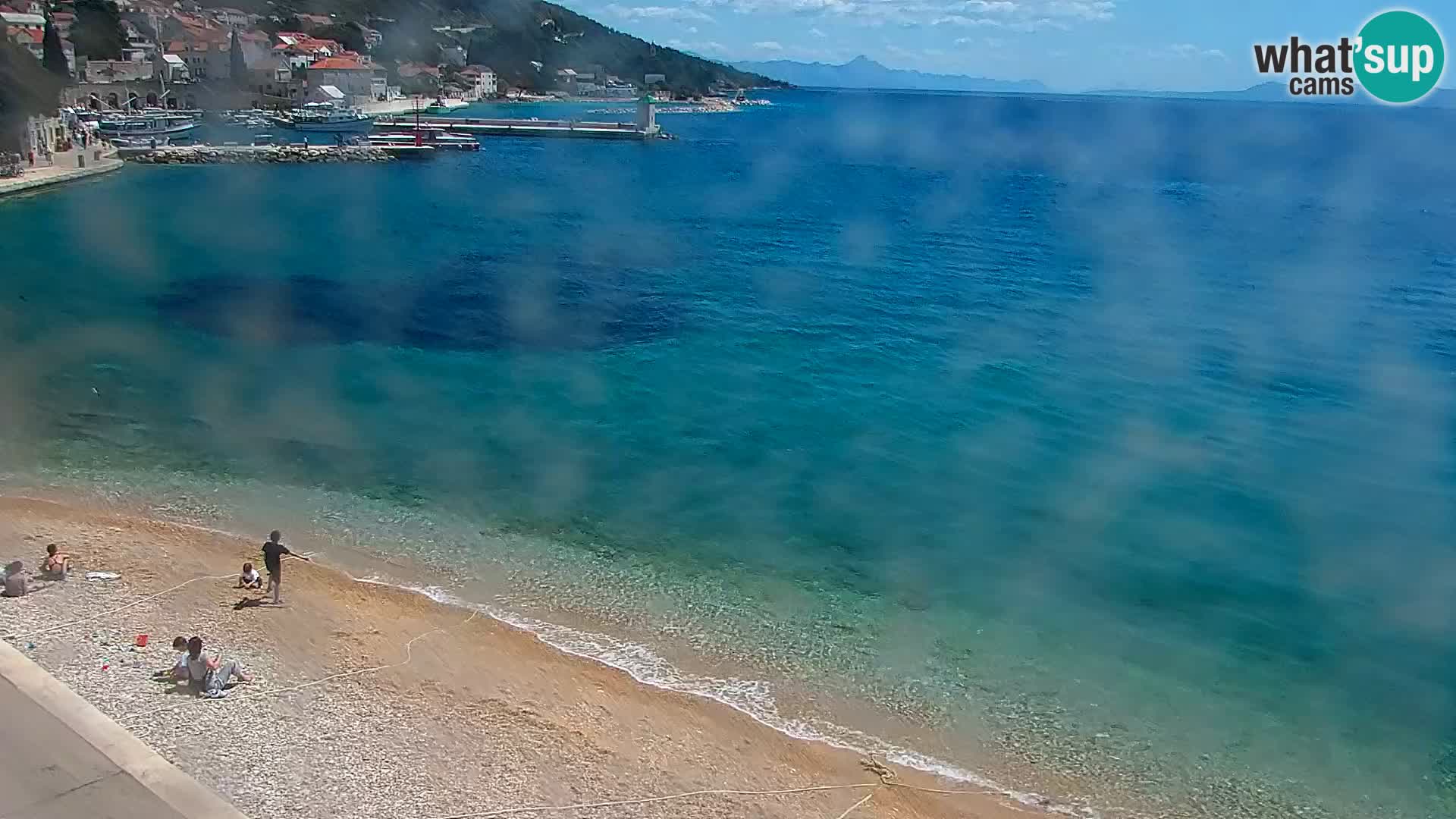 Webcam Bol Centro e Marina – Vista live dal porto di Bol