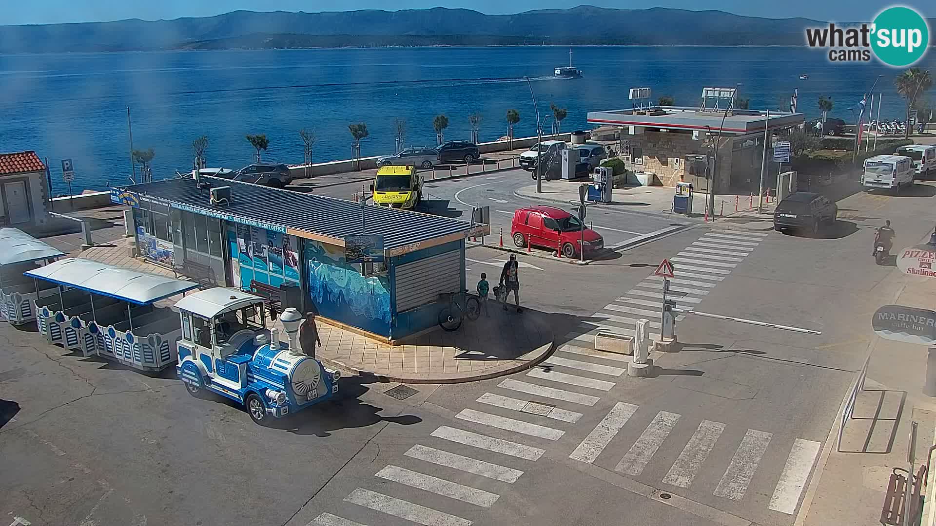 Webcam Bol Centro e Marina – Vista live dal porto di Bol