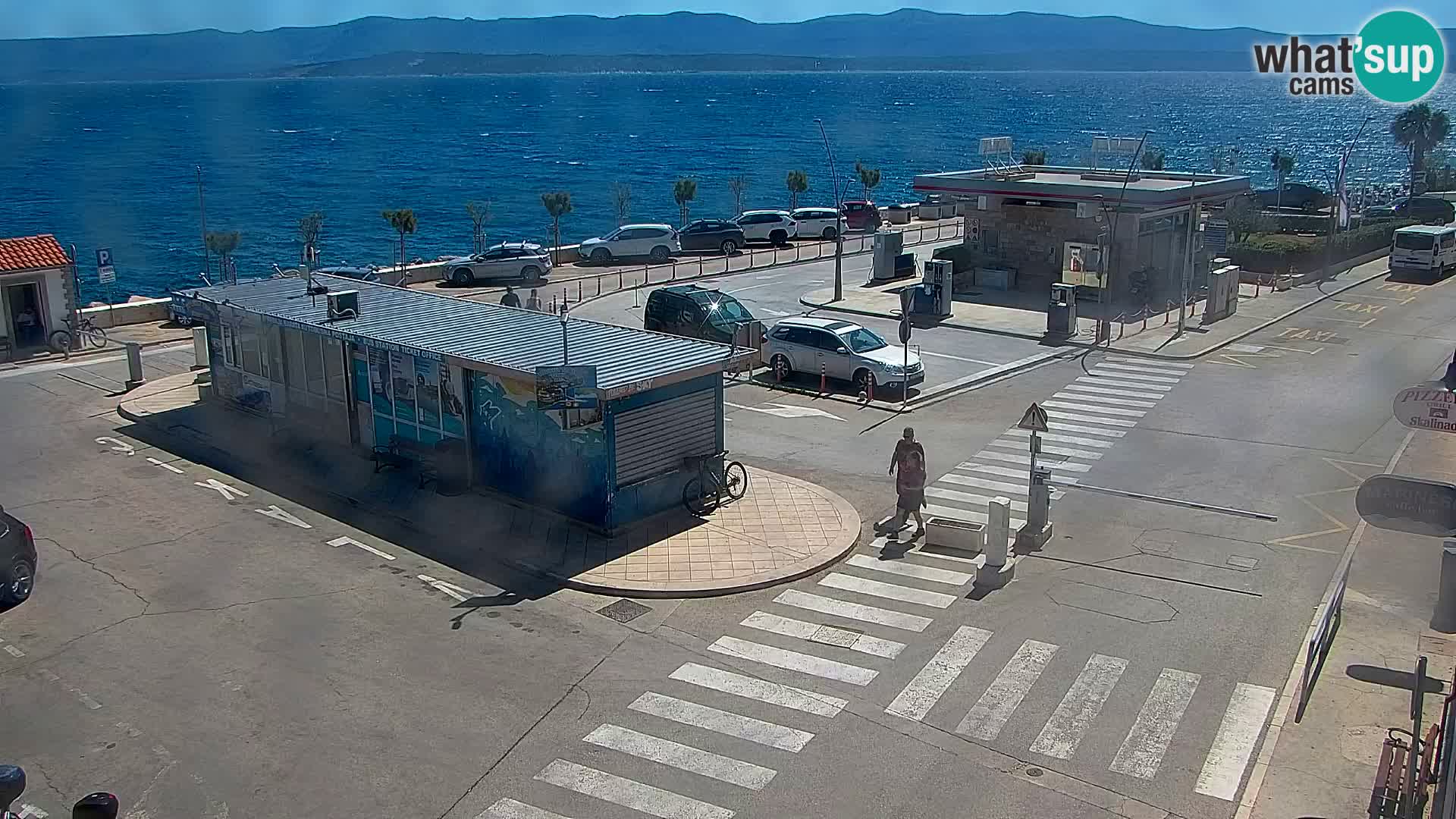 Webcam Bol Town Center & Marina – Live View from Bol, Brač