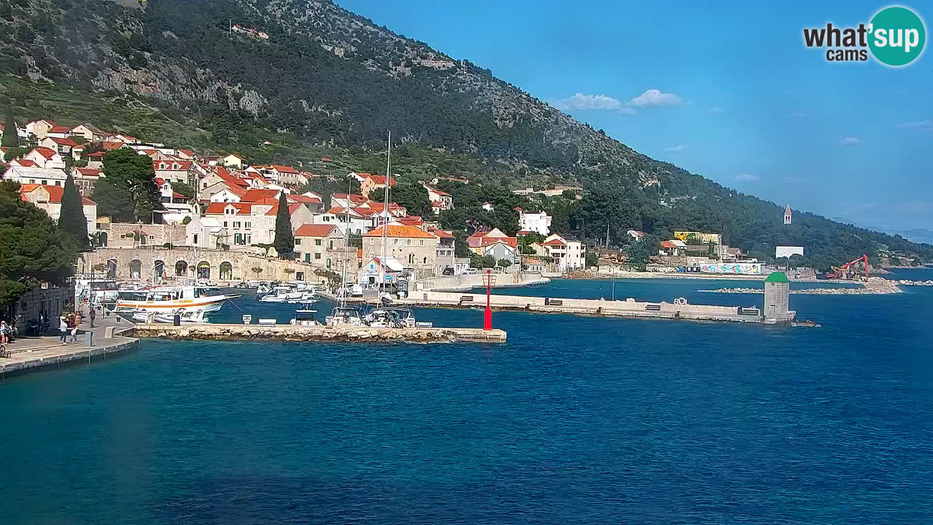 Webcam Bol Hafen & Ortszentrum – Liveblick aus Bol auf der Insel Brač
