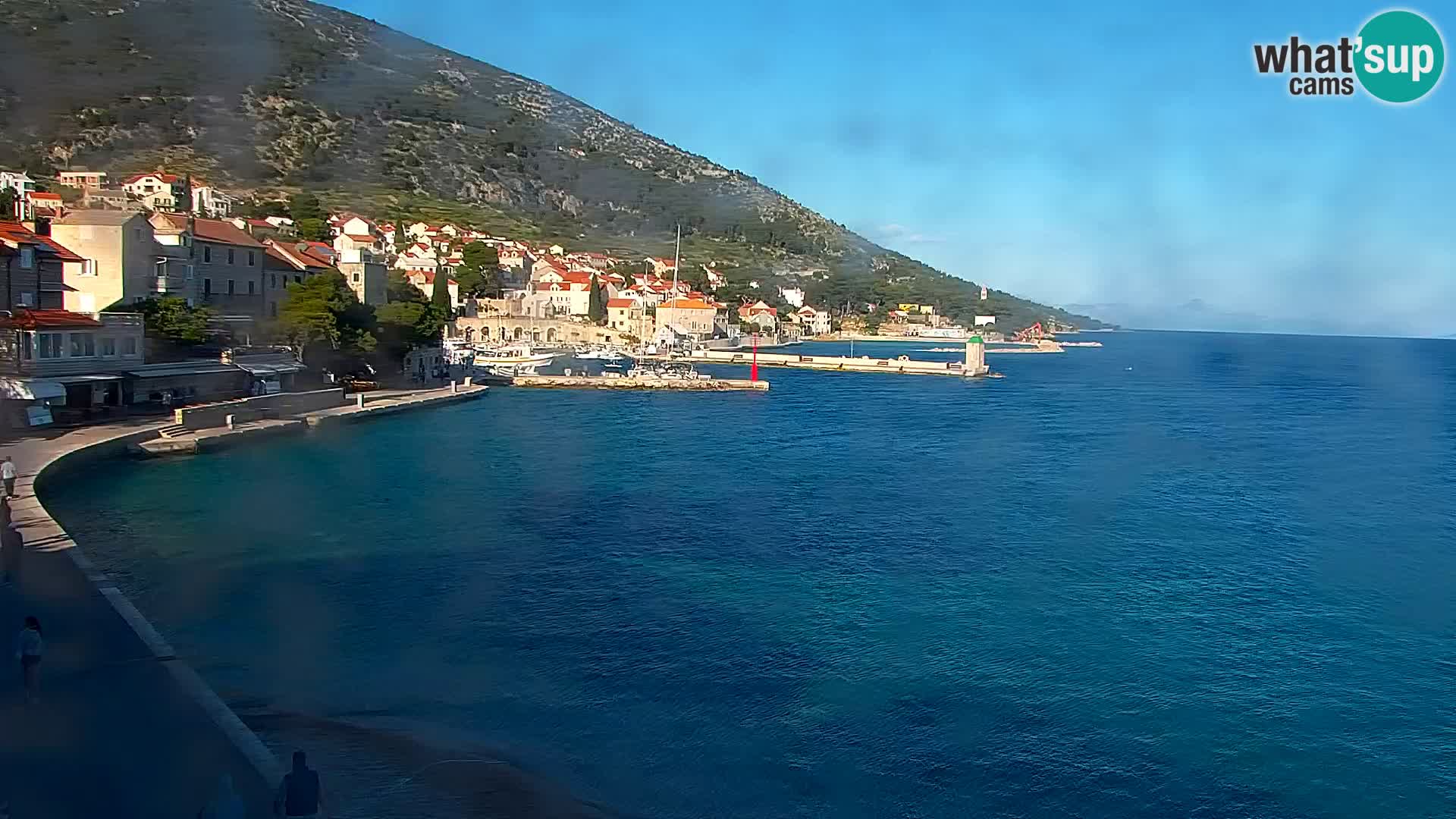 Webcam Bol Centro e Marina – Vista live dal porto di Bol