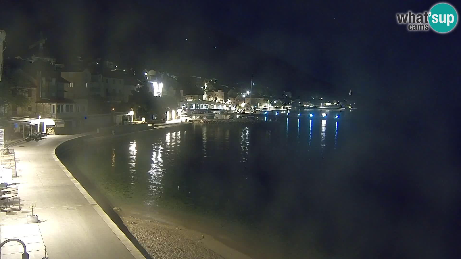 Webcam Bol Centro e Marina – Vista live dal porto di Bol
