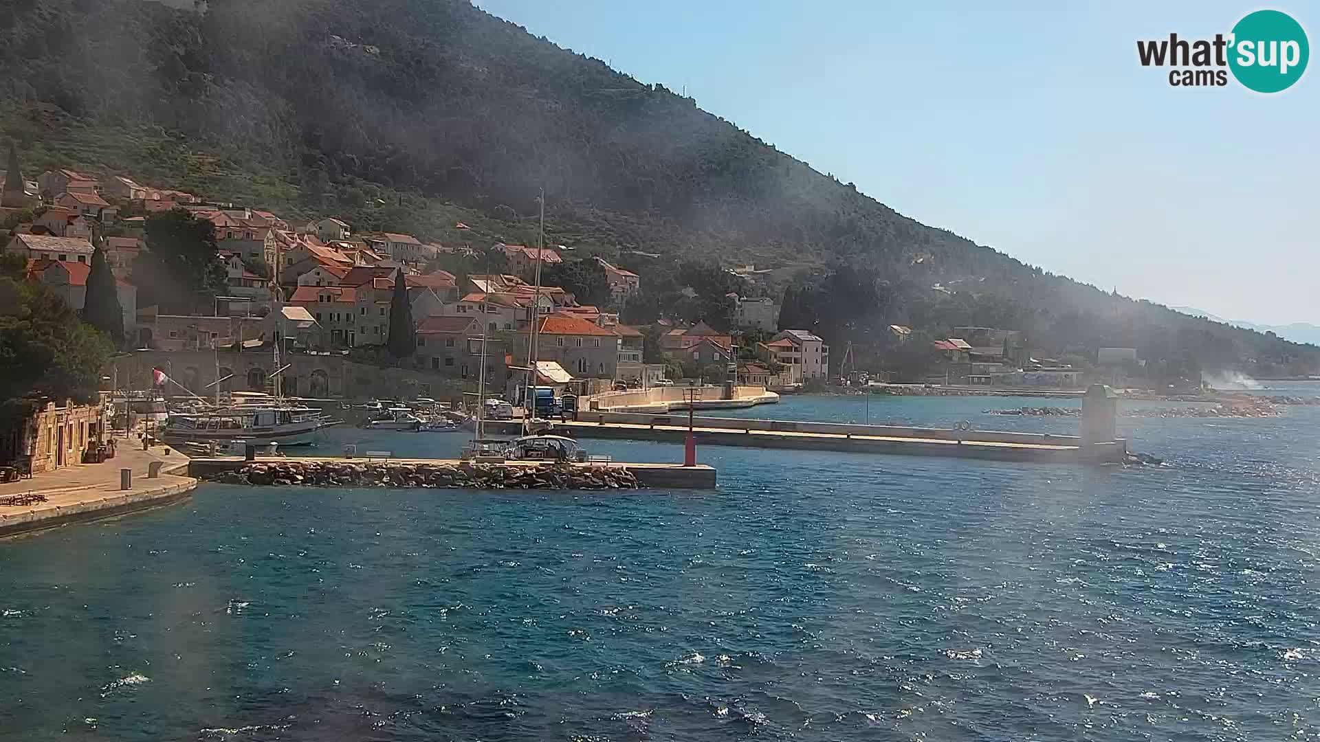 Webcam Bol Town Center & Marina – Live View from Bol, Brač