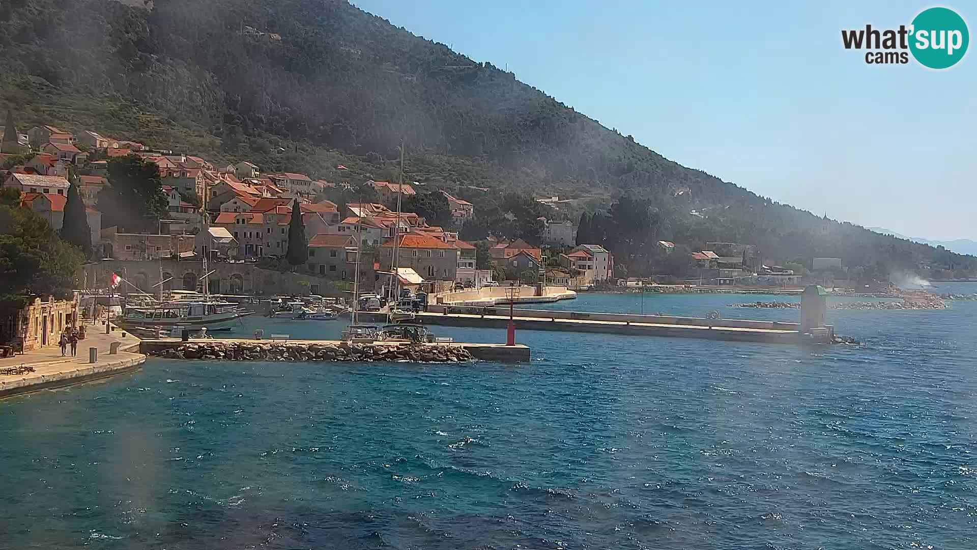 Webcam Bol Town Center & Marina – Live View from Bol, Brač