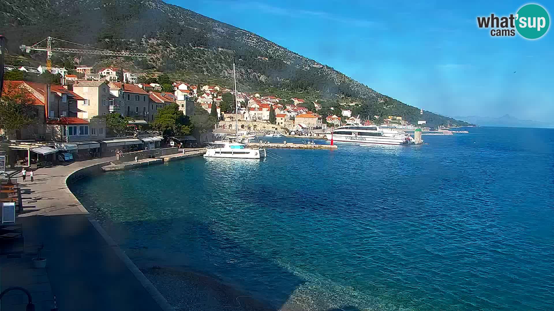 Webcam Bol Hafen & Ortszentrum – Liveblick aus Bol auf der Insel Brač