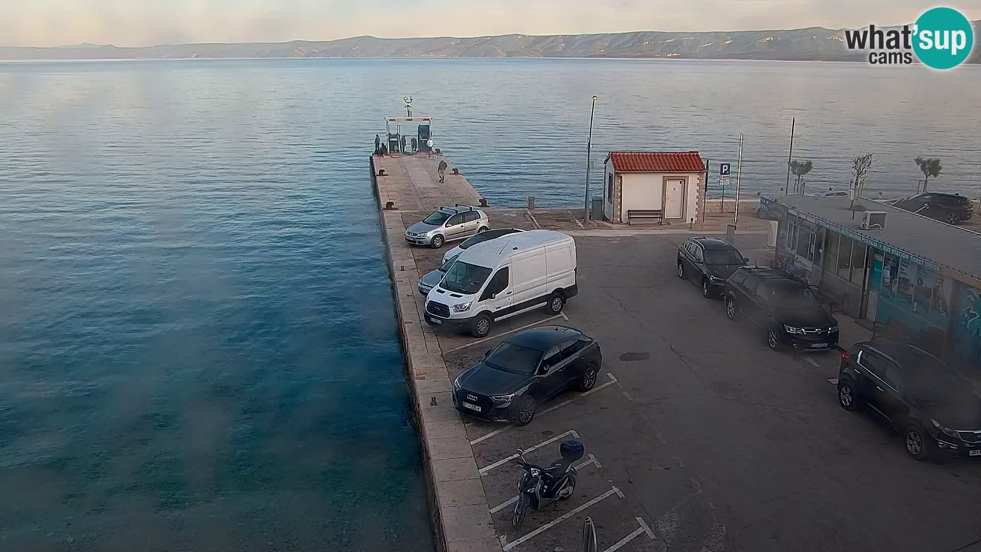 Webcam Bol Town Center & Marina – Live View from Bol, Brač