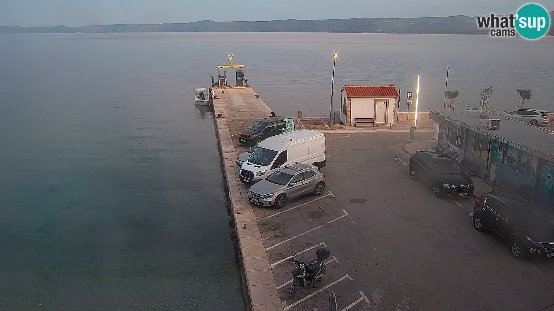 Webcam Bol Town Center & Marina – Live View from Bol, Brač