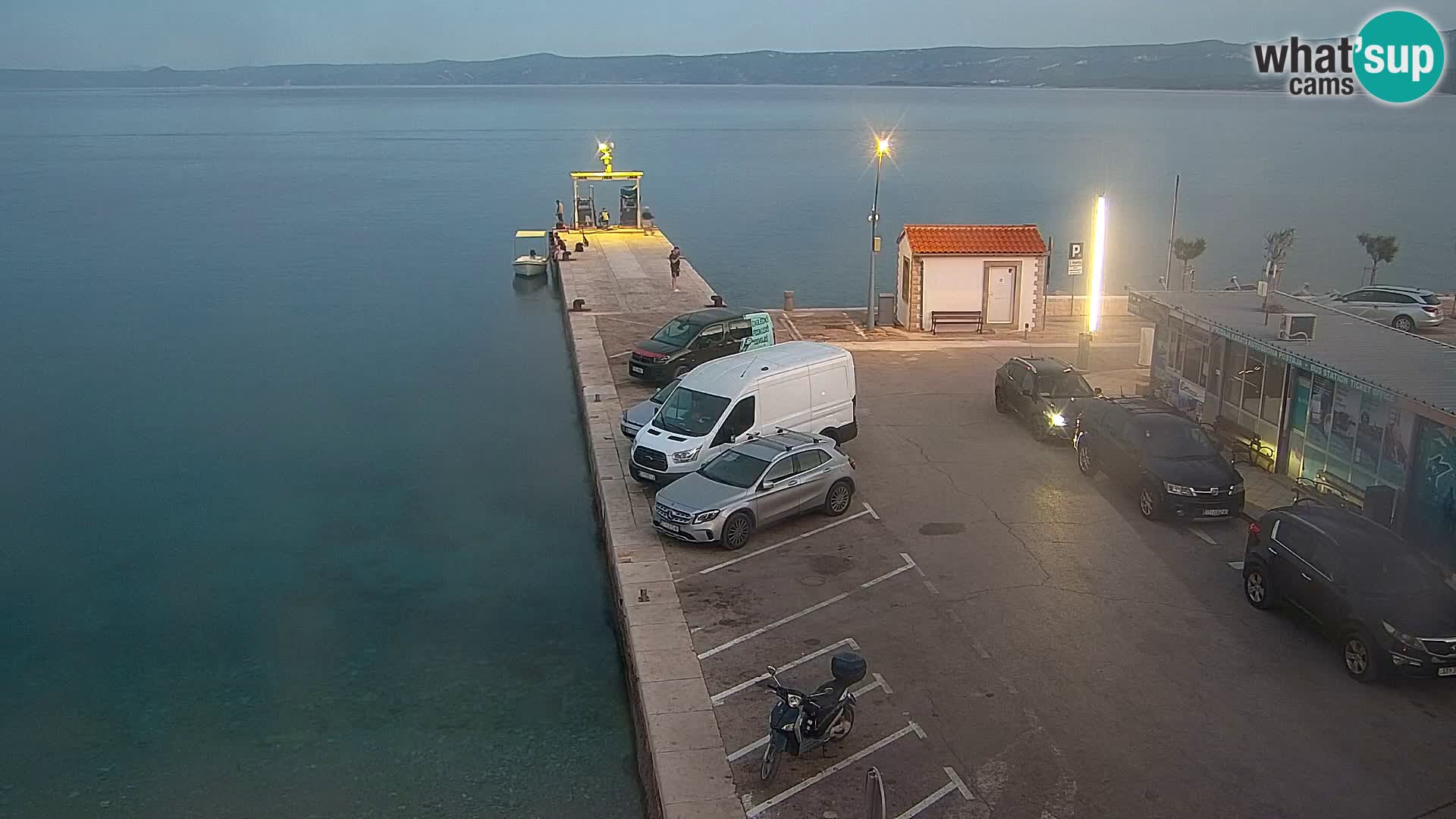 Webcam Bol Town Center & Marina – Live View from Bol, Brač