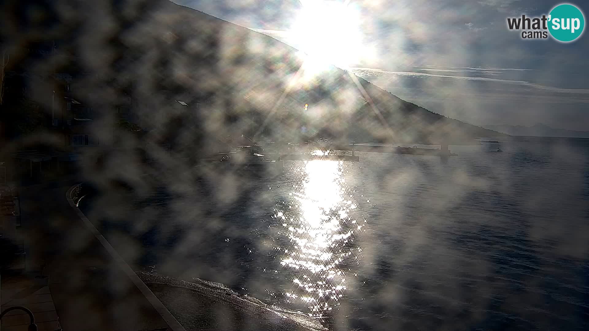 Webcam Bol Centro e Marina – Vista live dal porto di Bol