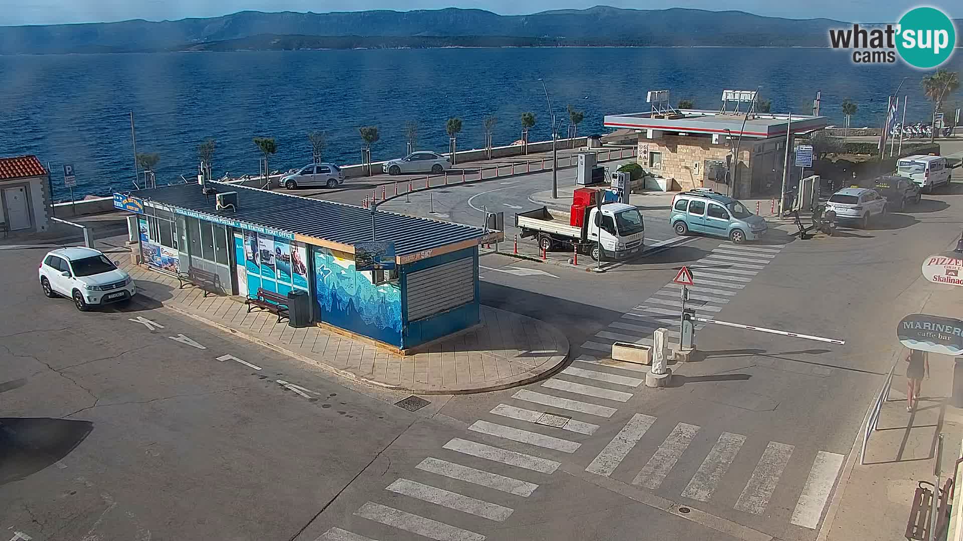 Webcam Bol Centro e Marina – Vista live dal porto di Bol