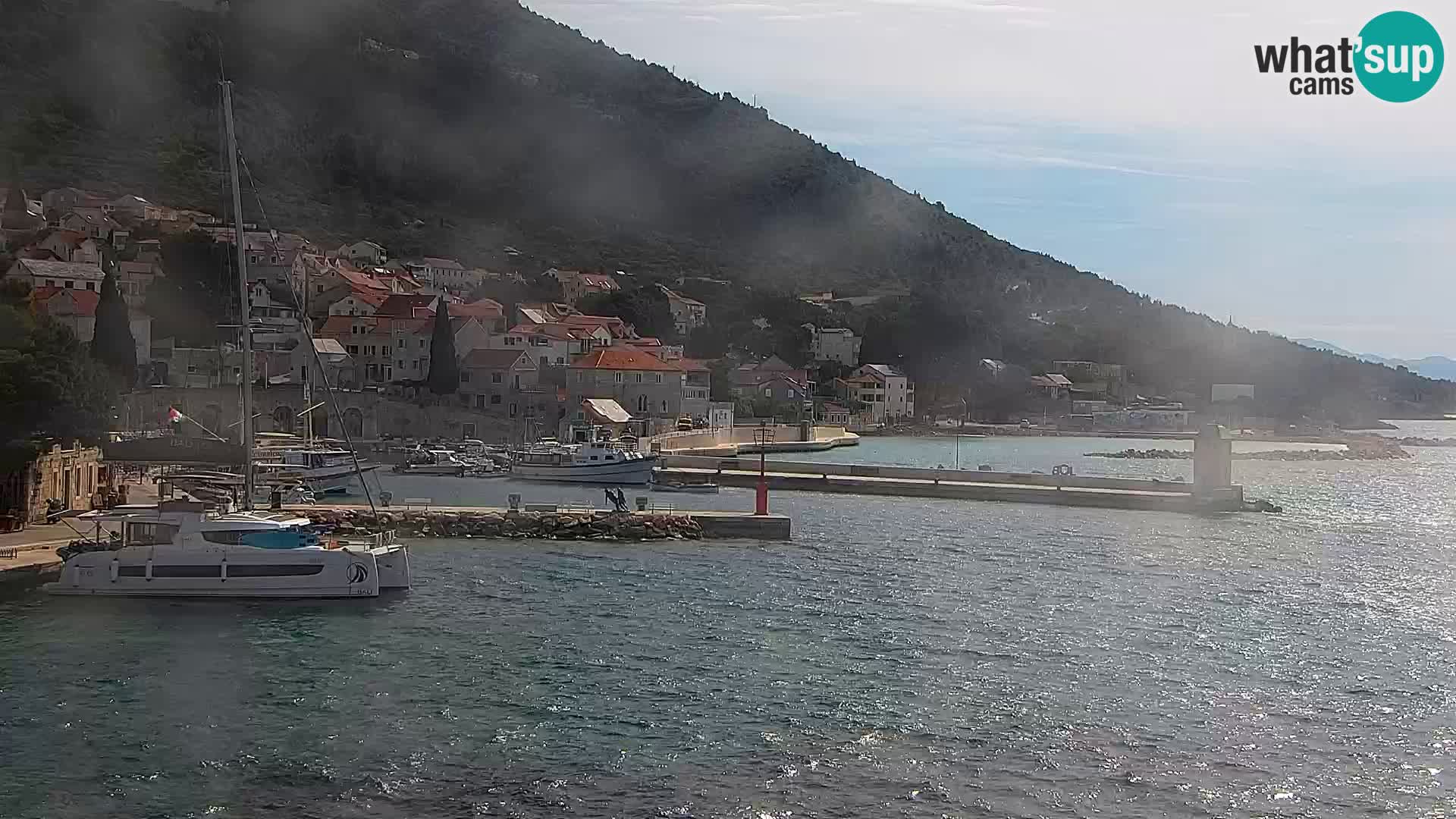 Webcam Bol Town Center & Marina – Live View from Bol, Brač