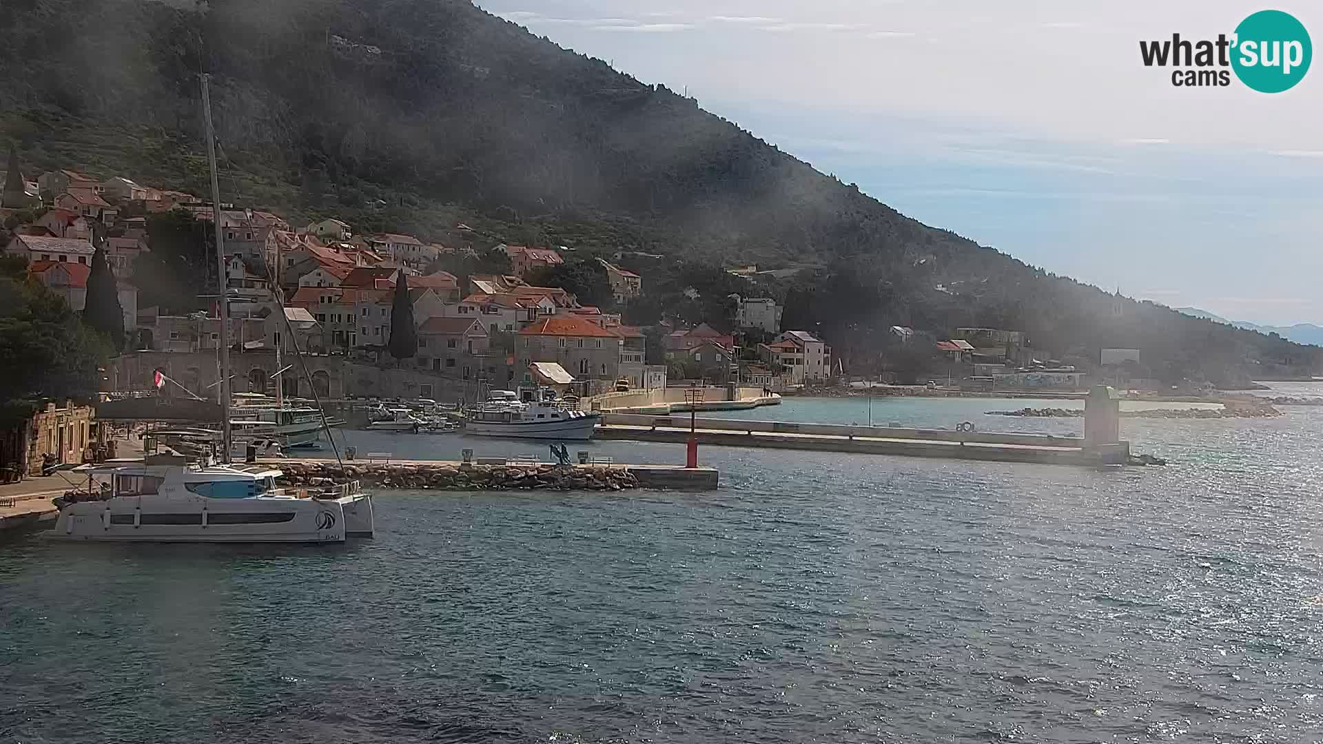 Webcam Bol Centre-Ville & Marina – Vue en direct depuis Bol, île de Brač