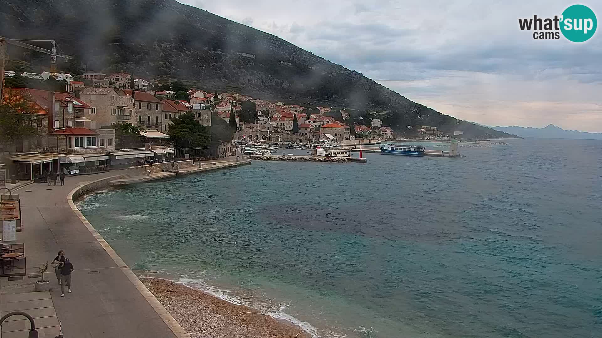Webcam Bol Centro e Marina – Vista live dal porto di Bol