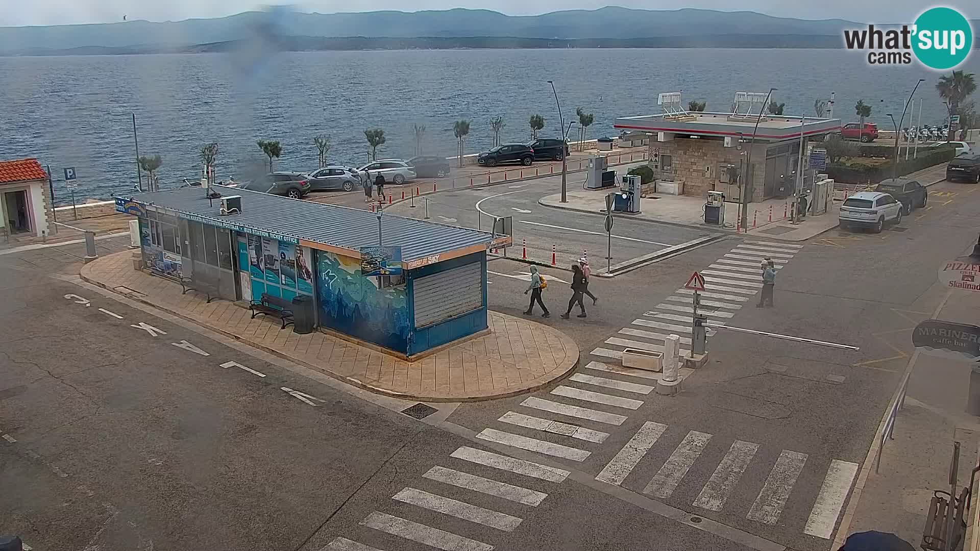 Webcam Bol Centro e Marina – Vista live dal porto di Bol