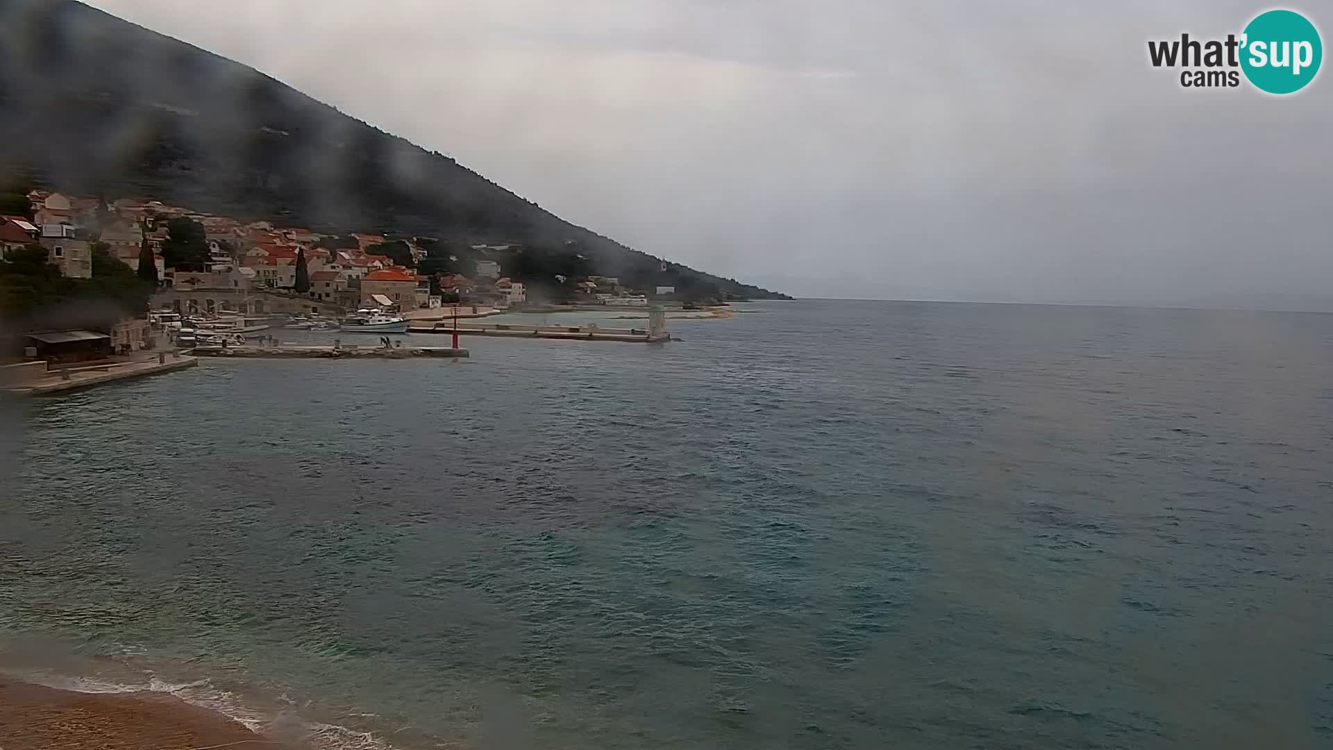 Webcam Bol Town Center & Marina – Live View from Bol, Brač