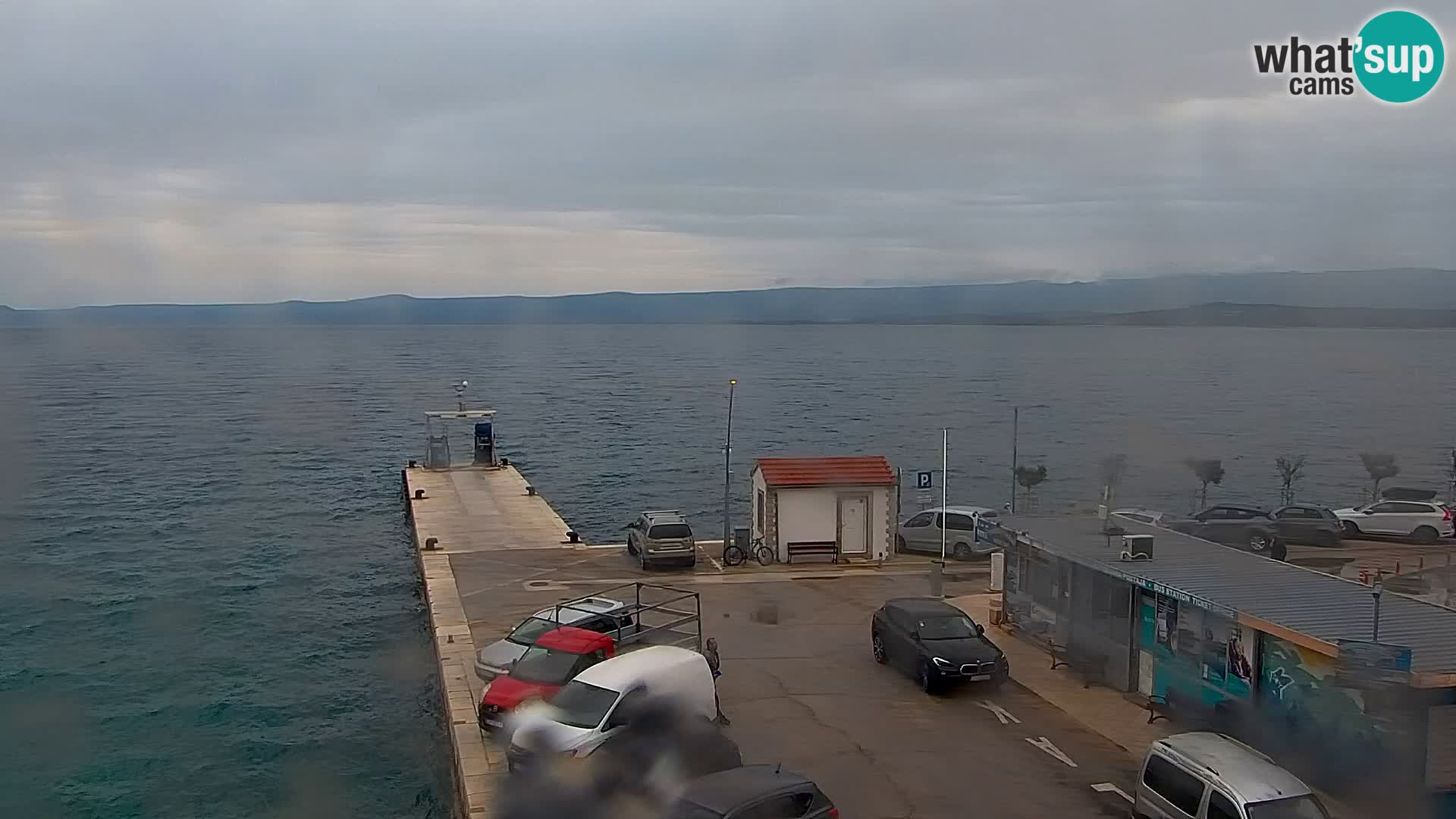 Webcam Bol Centro e Marina – Vista live dal porto di Bol