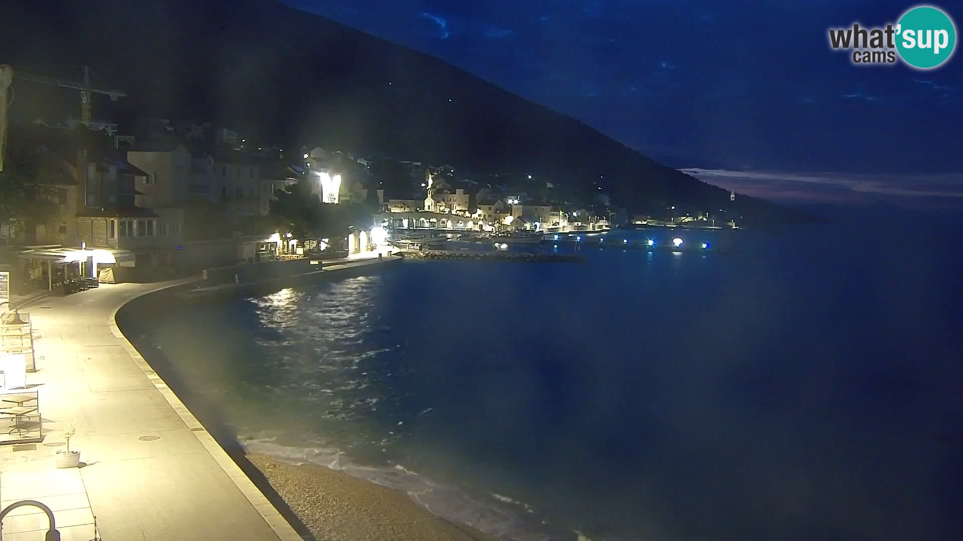Webcam Bol Centro e Marina – Vista live dal porto di Bol