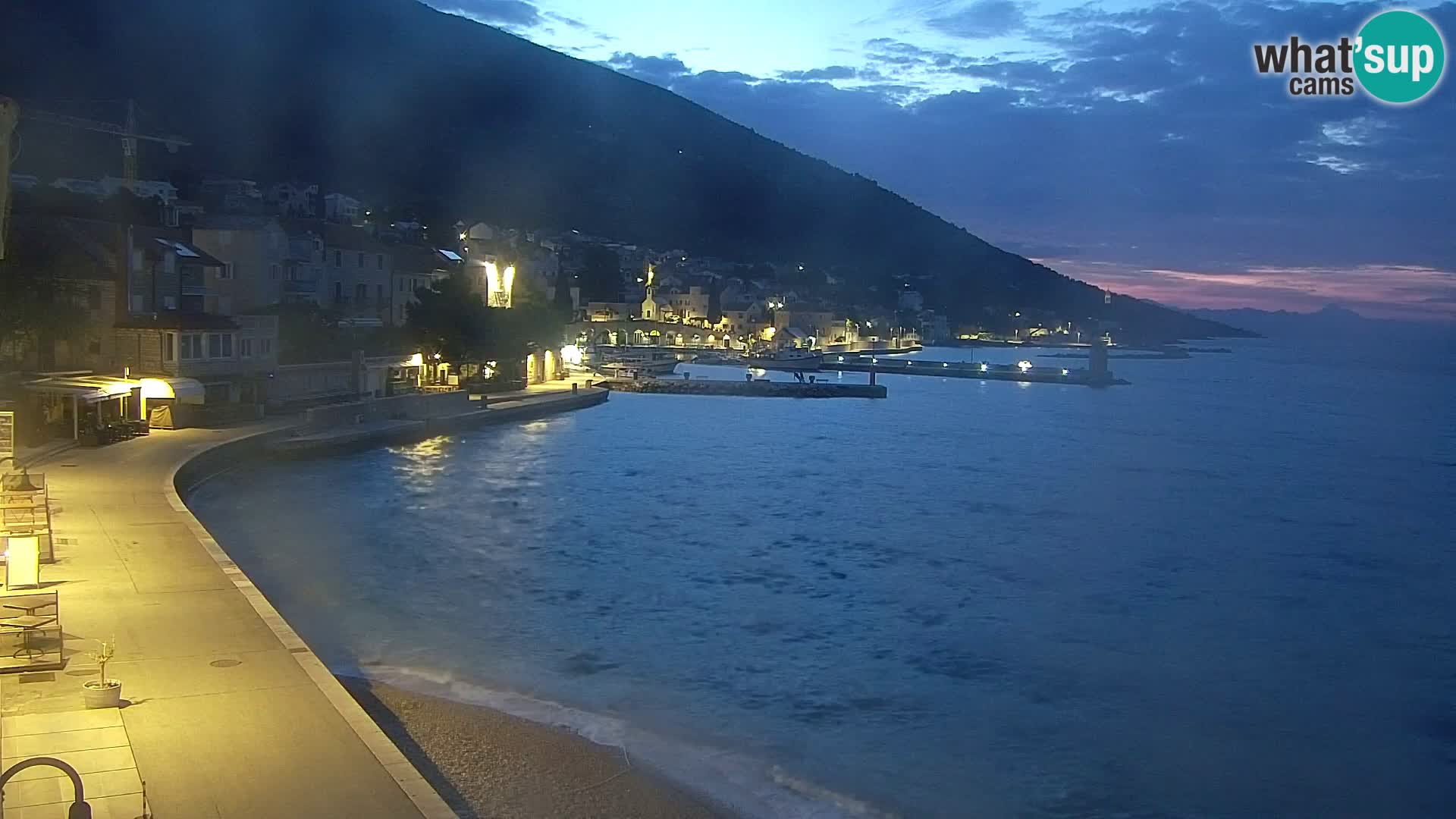 Webcam Bol Town Center & Marina – Live View from Bol, Brač
