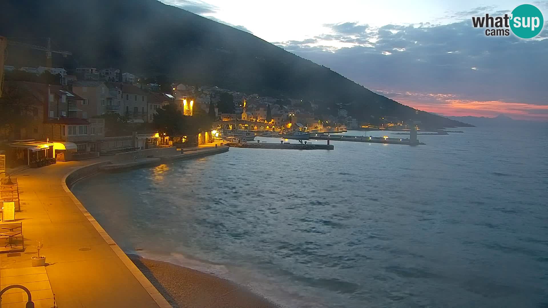 Webcam Bol Town Center & Marina – Live View from Bol, Brač