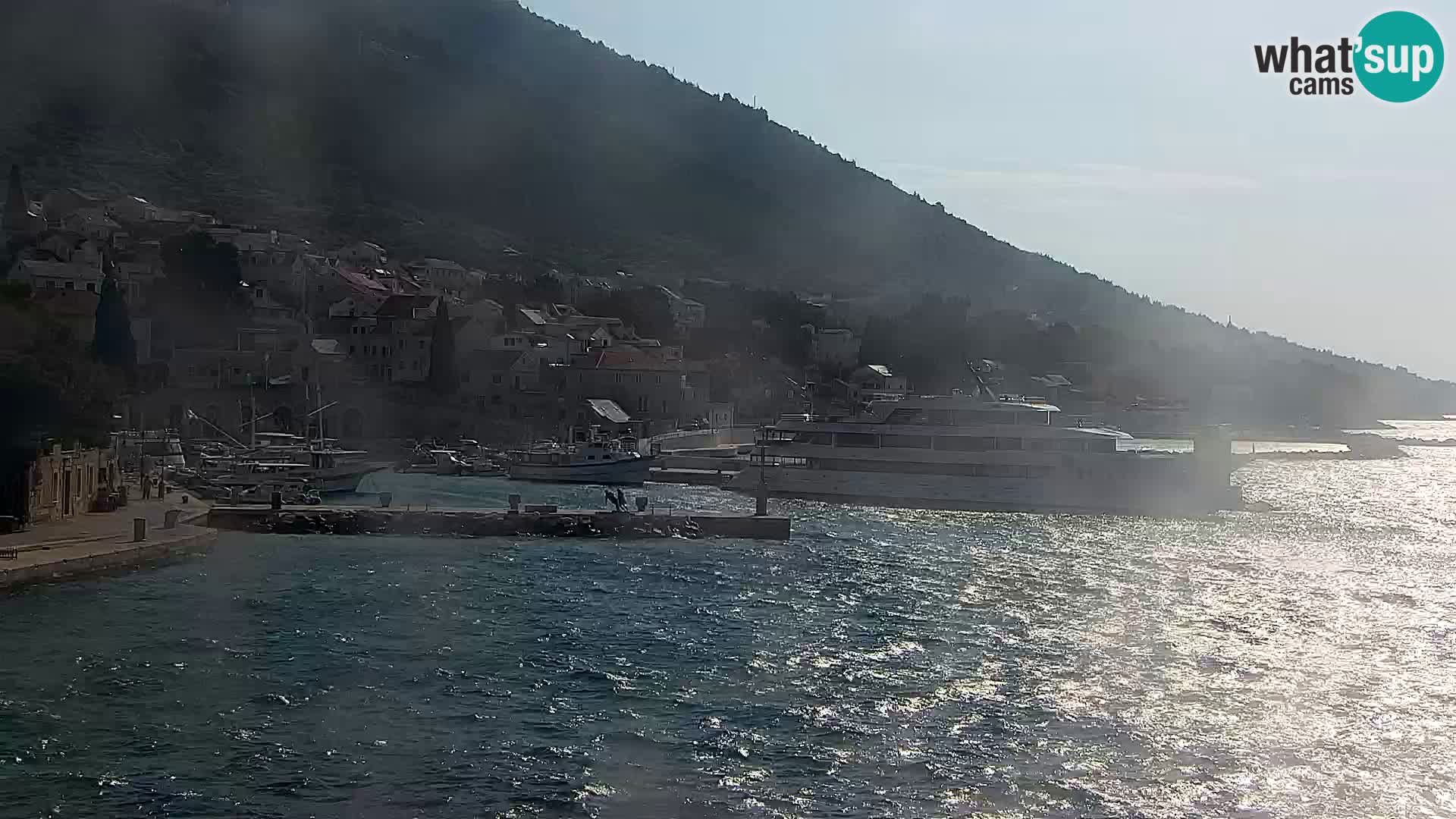 Webcam Bol Town Center & Marina – Live View from Bol, Brač