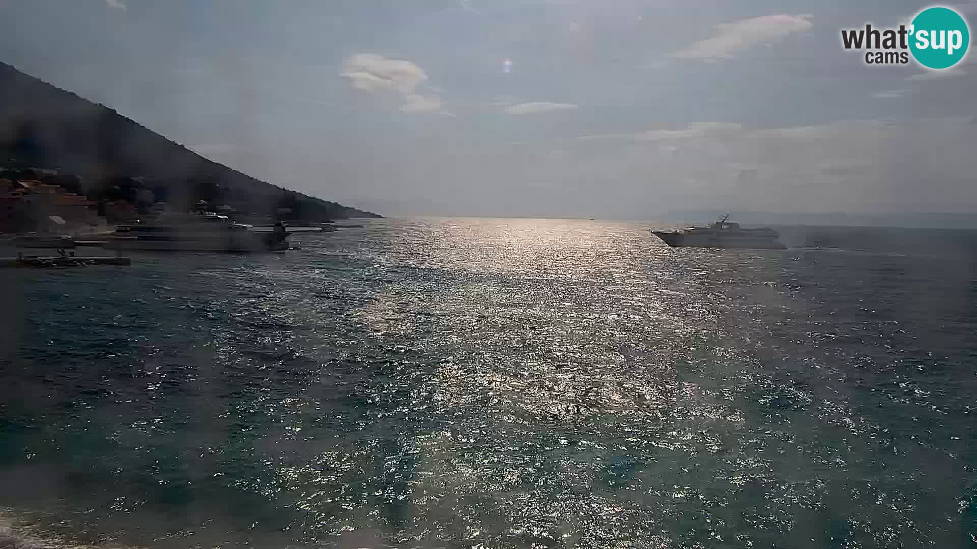 Webcam Bol Centro e Marina – Vista live dal porto di Bol
