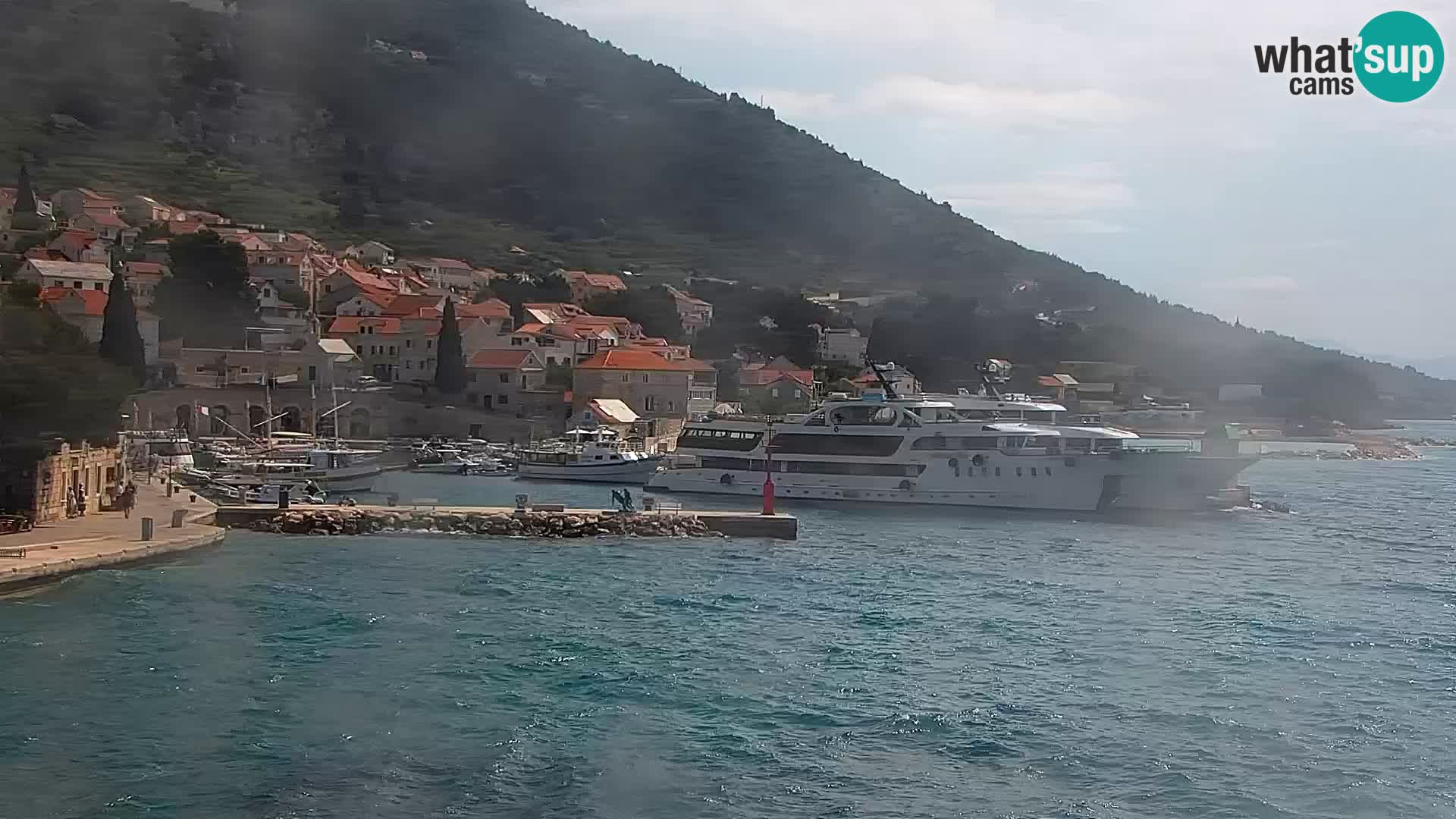 Webcam Bol Town Center & Marina – Live View from Bol, Brač