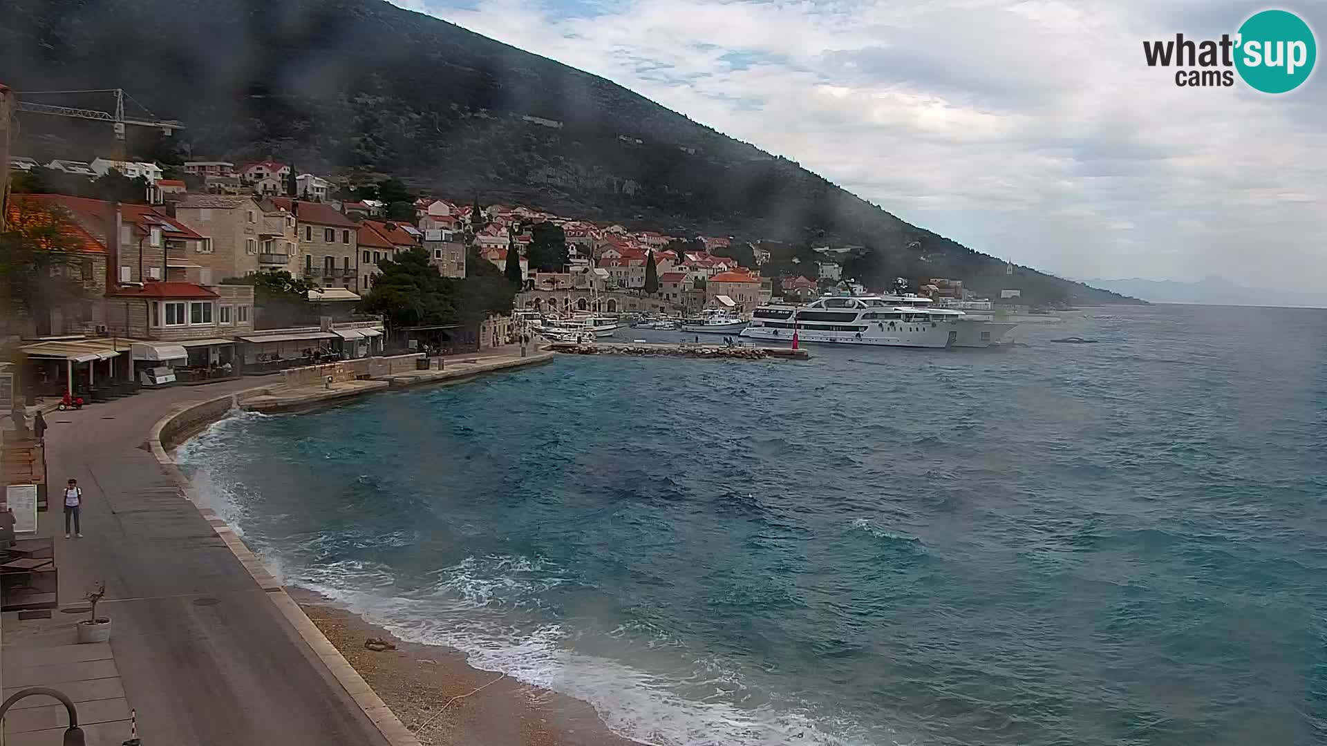 Webcam Bol Town Center & Marina – Live View from Bol, Brač
