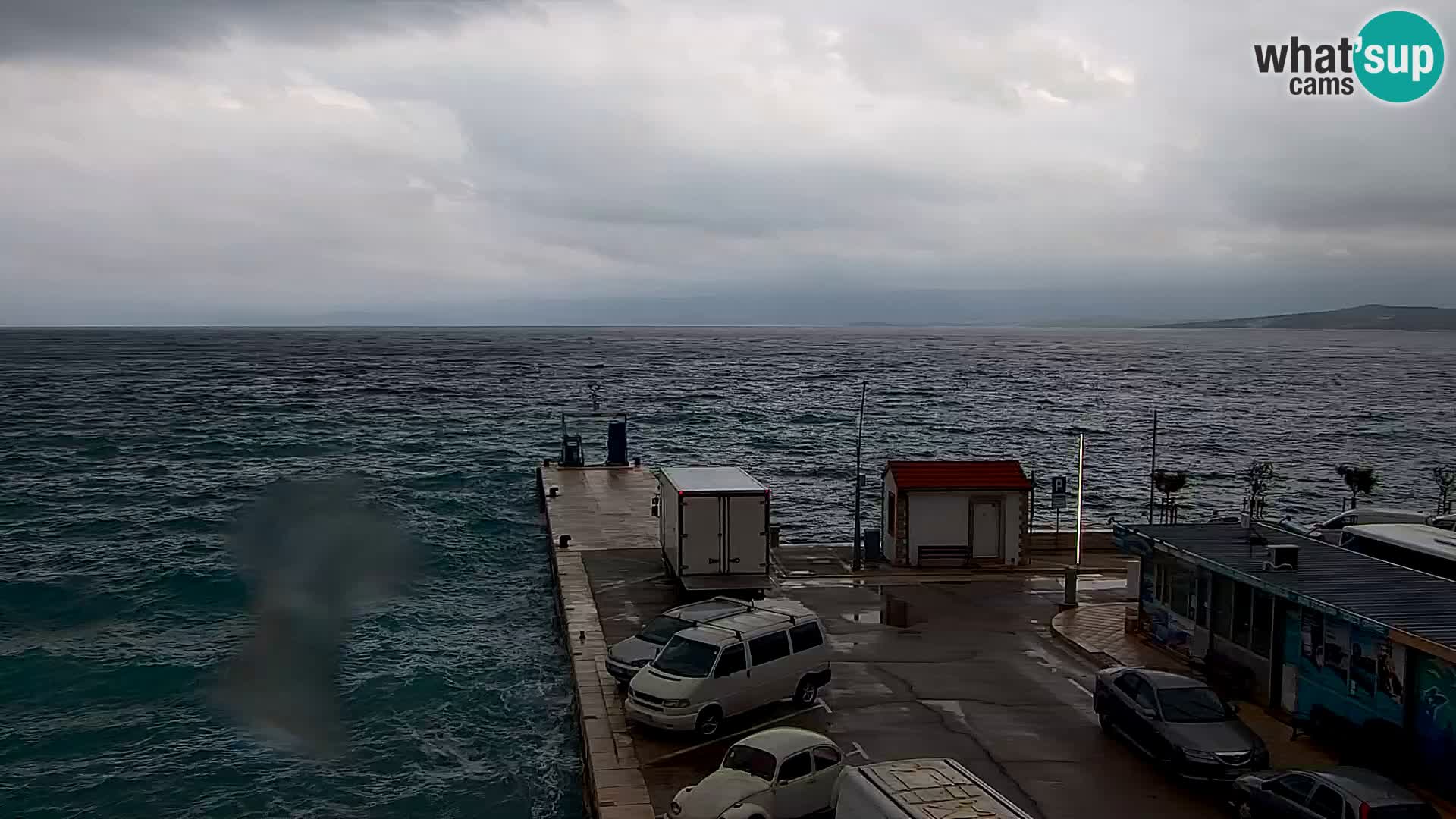 Webcam Bol Centro e Marina – Vista live dal porto di Bol