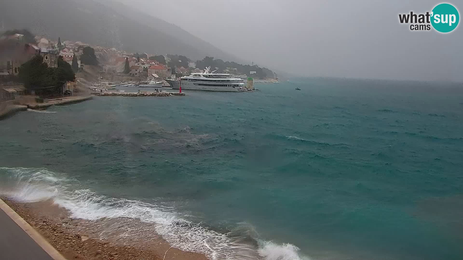 Webcam Bol Town Center & Marina – Live View from Bol, Brač