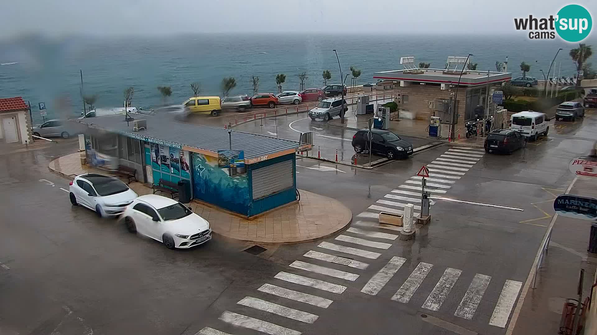 Webcam Bol Centro e Marina – Vista live dal porto di Bol