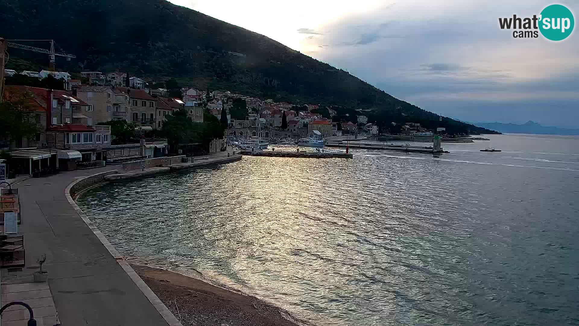 Webcam Bol Town Center & Marina – Live View from Bol, Brač