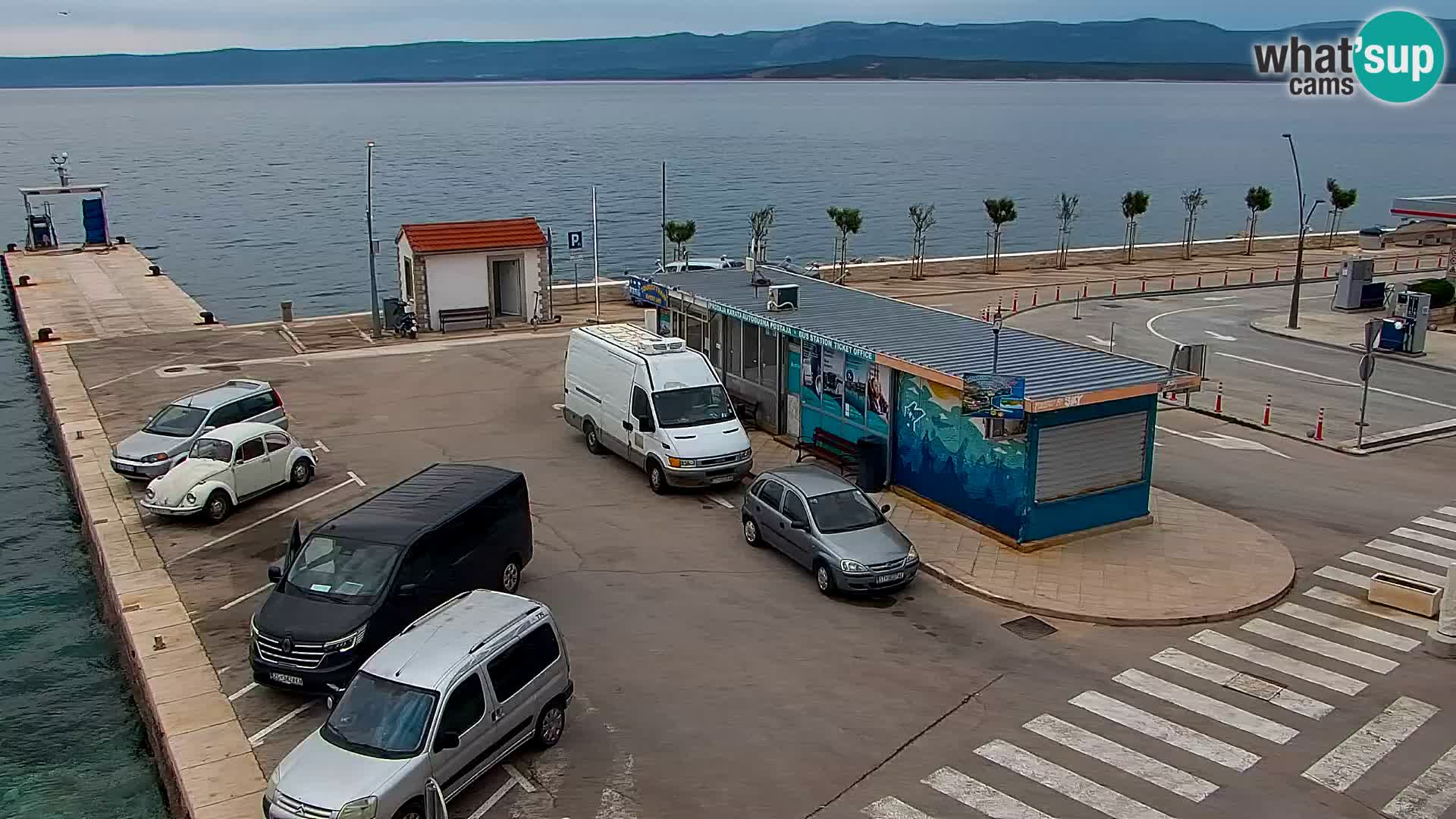 Webcam Bol Centro e Marina – Vista live dal porto di Bol