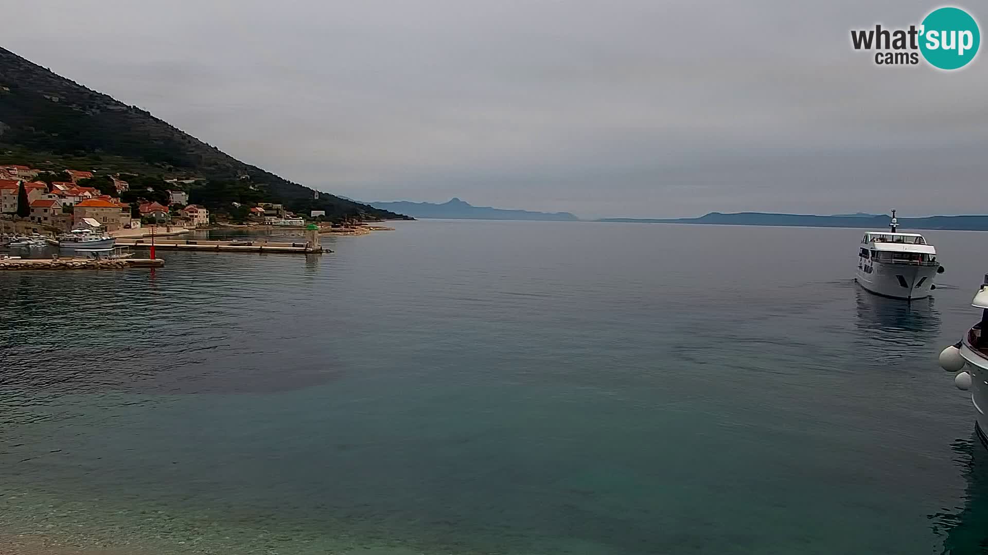 Webcam Bol Town Center & Marina – Live View from Bol, Brač