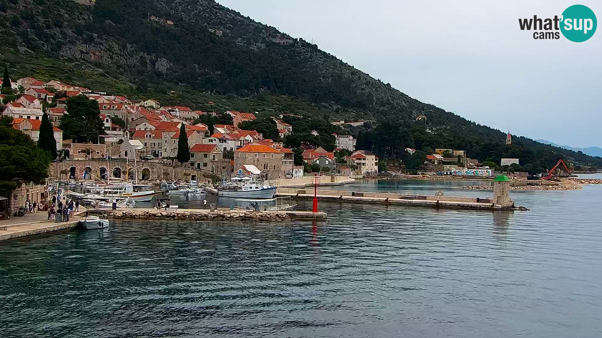 Webcam Bol Town Center & Marina – Live View from Bol, Brač