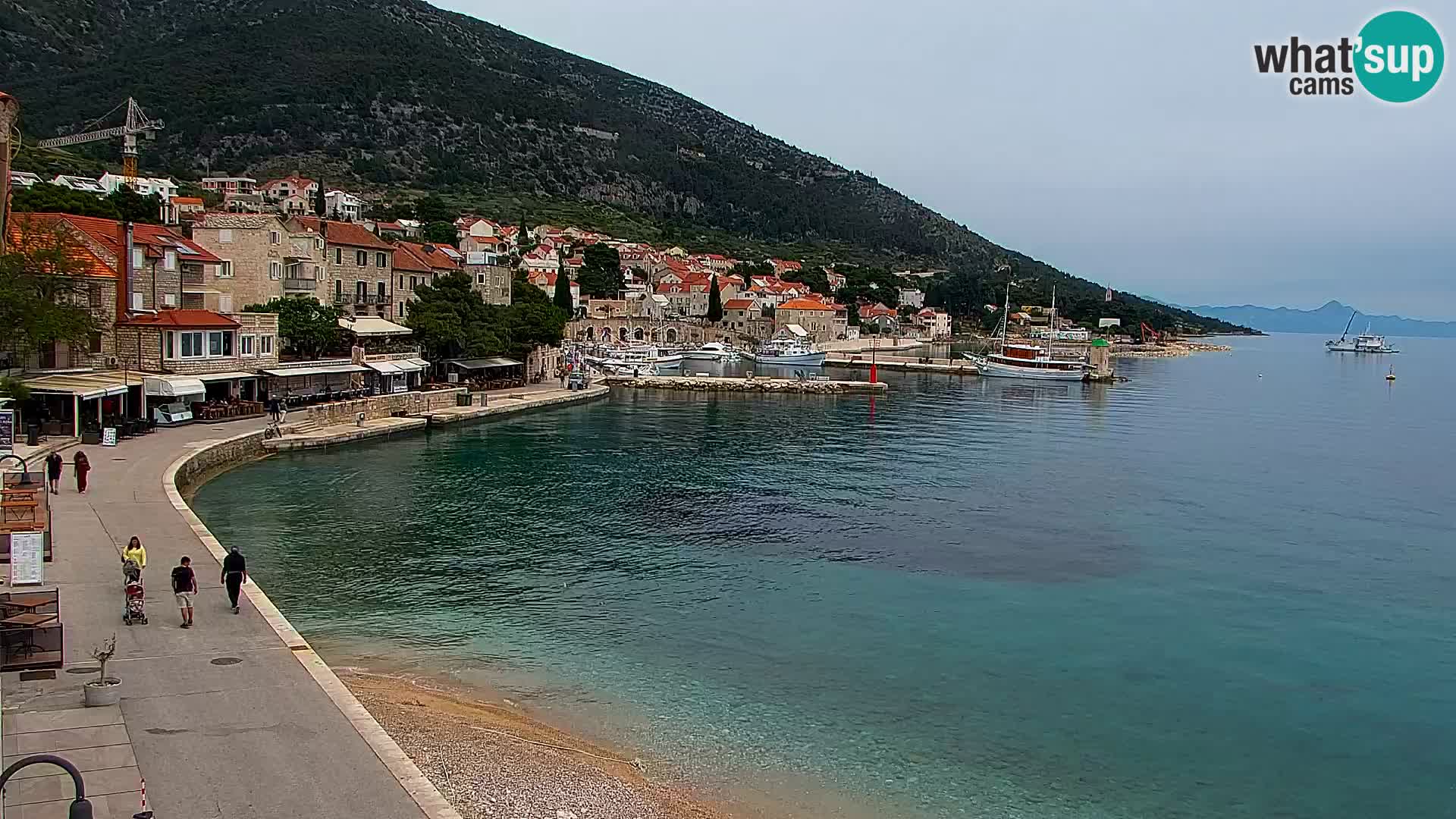Webcam Bol Town Center & Marina – Live View from Bol, Brač