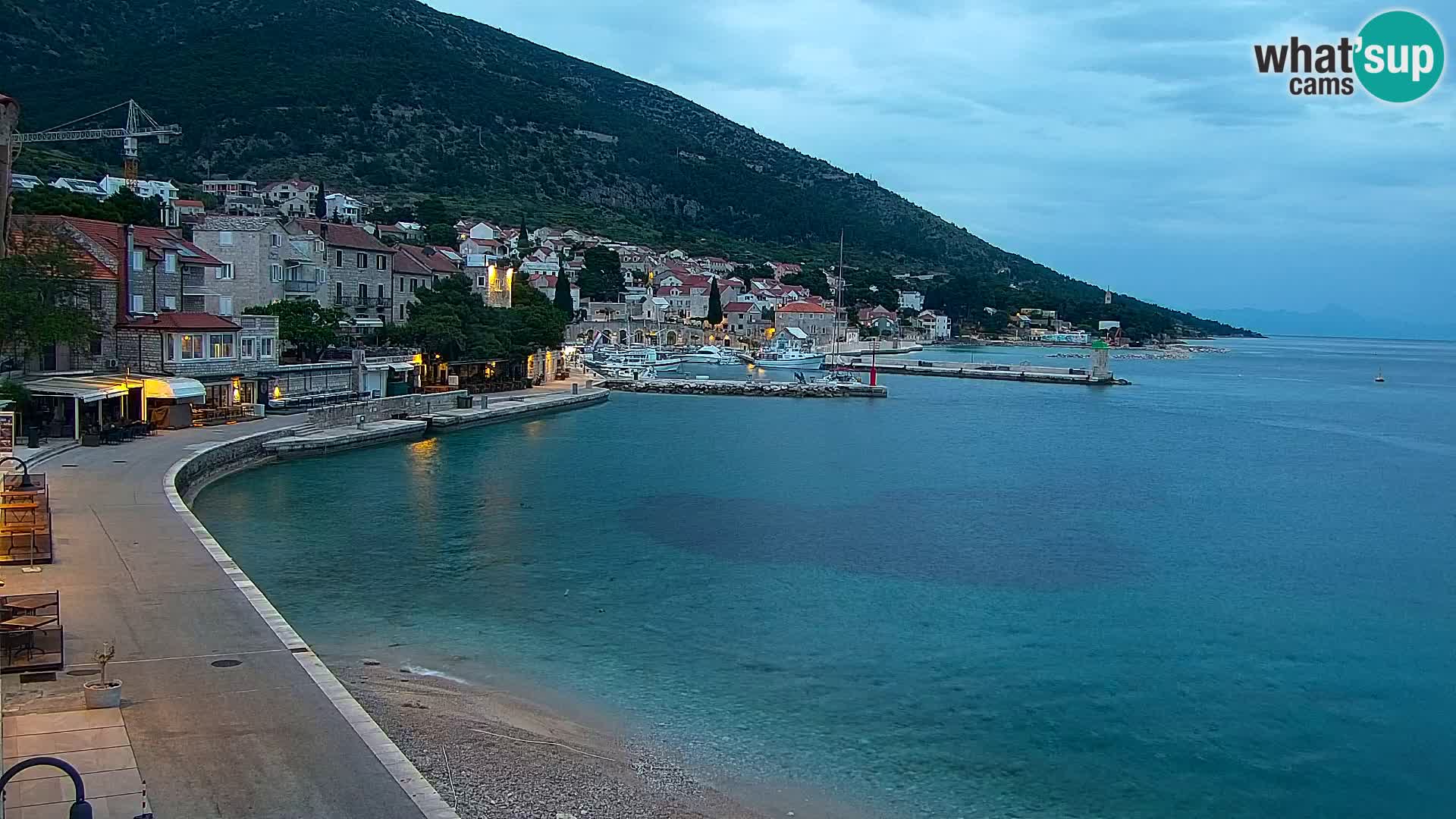 Webcam Bol Centro e Marina – Vista live dal porto di Bol