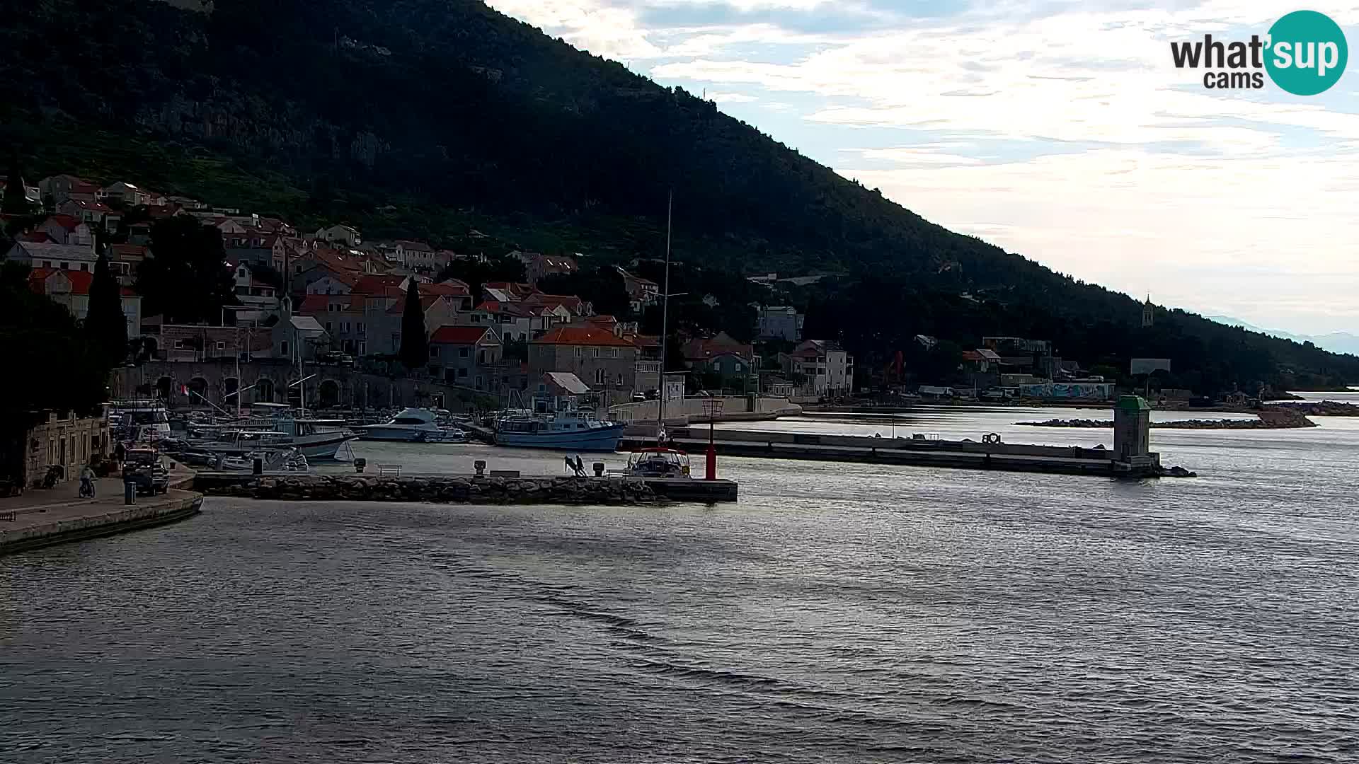Webcam Bol Town Center & Marina – Live View from Bol, Brač