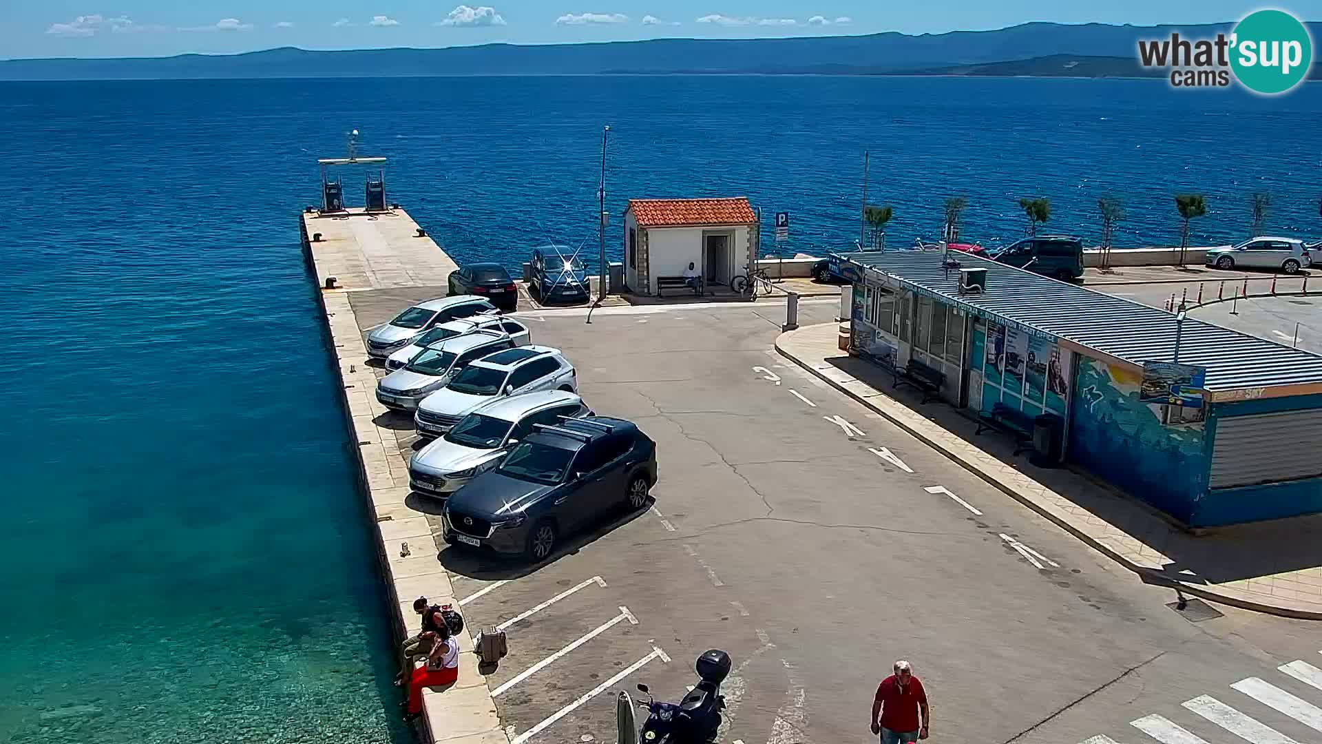 Webcam Bol Centro e Marina – Vista live dal porto di Bol