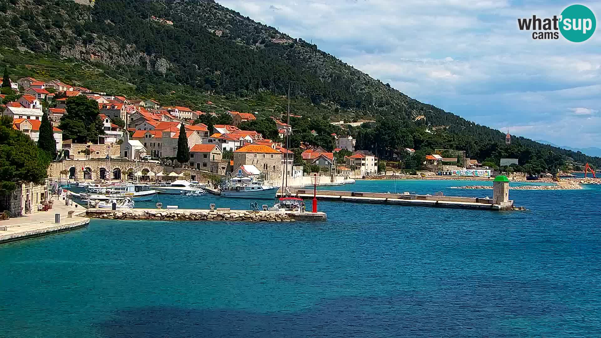 Webcam Bol Town Center & Marina – Live View from Bol, Brač