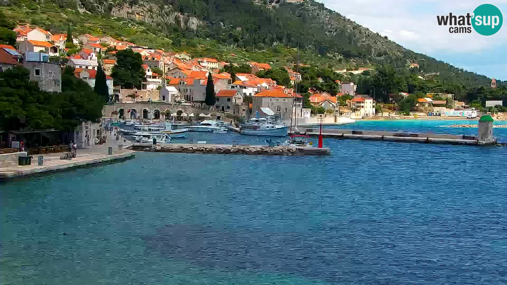 Webcam Bol Centro e Marina – Vista live dal porto di Bol