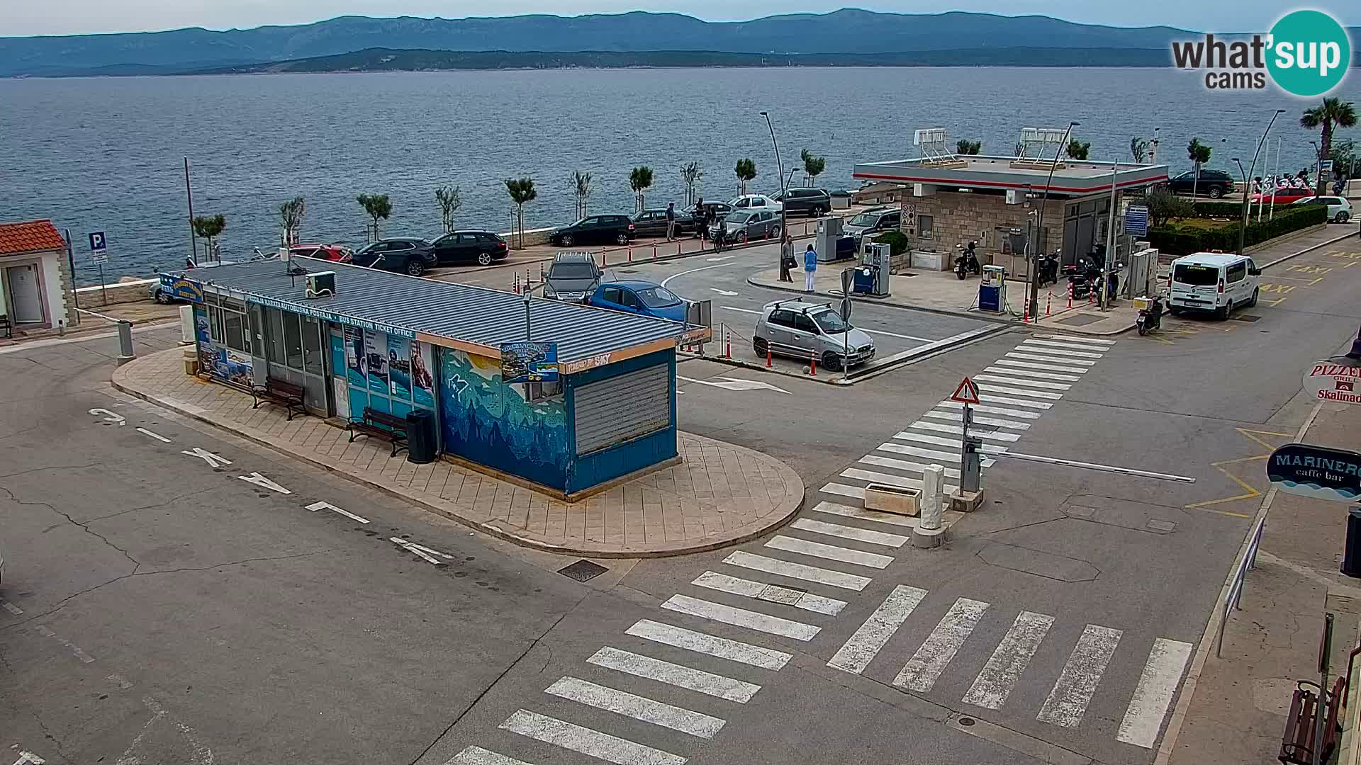 Webcam Bol Centro e Marina – Vista live dal porto di Bol